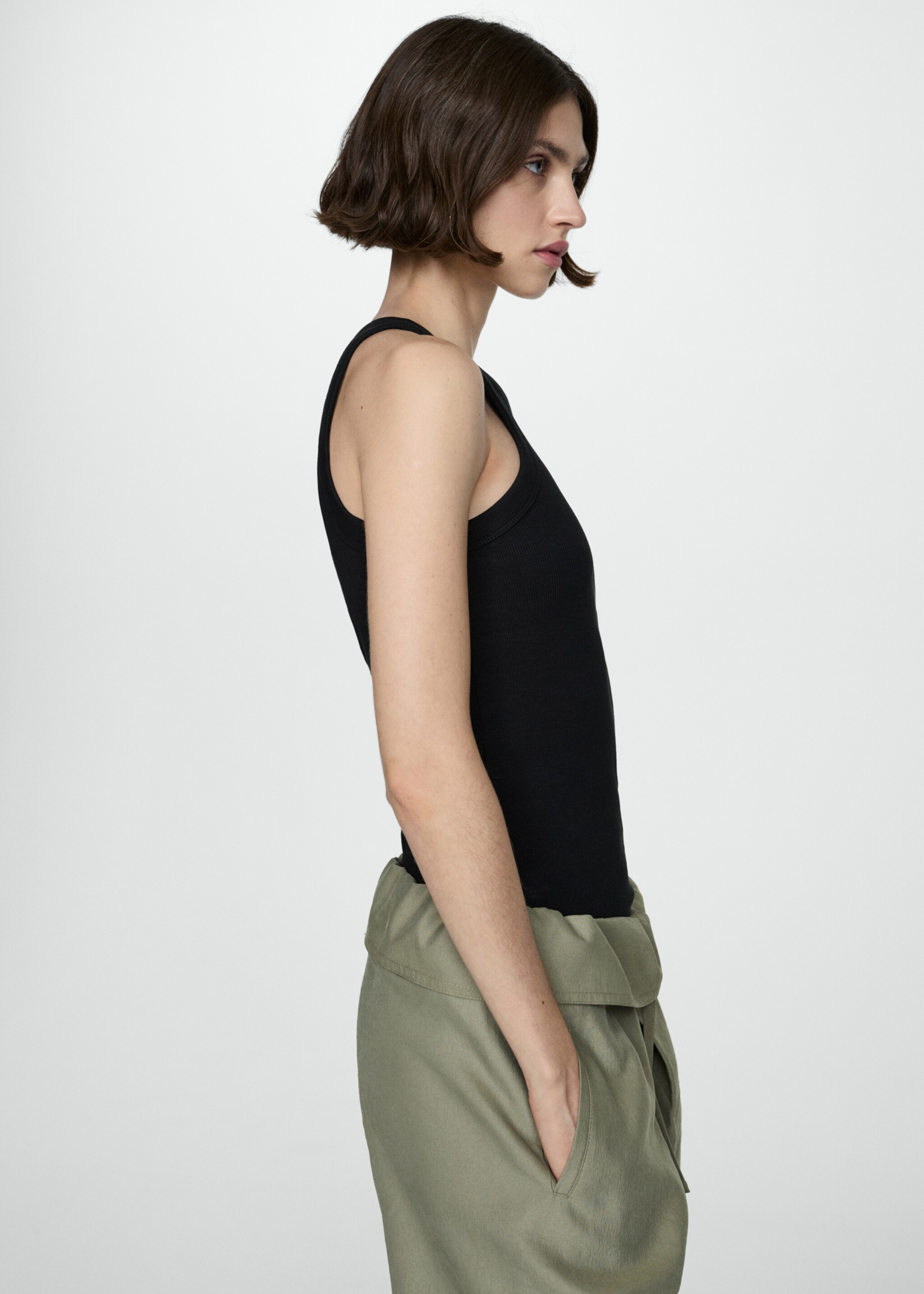 Ribbed cotton-blend top - Medium plane, Black. Ref: 67070469-00.