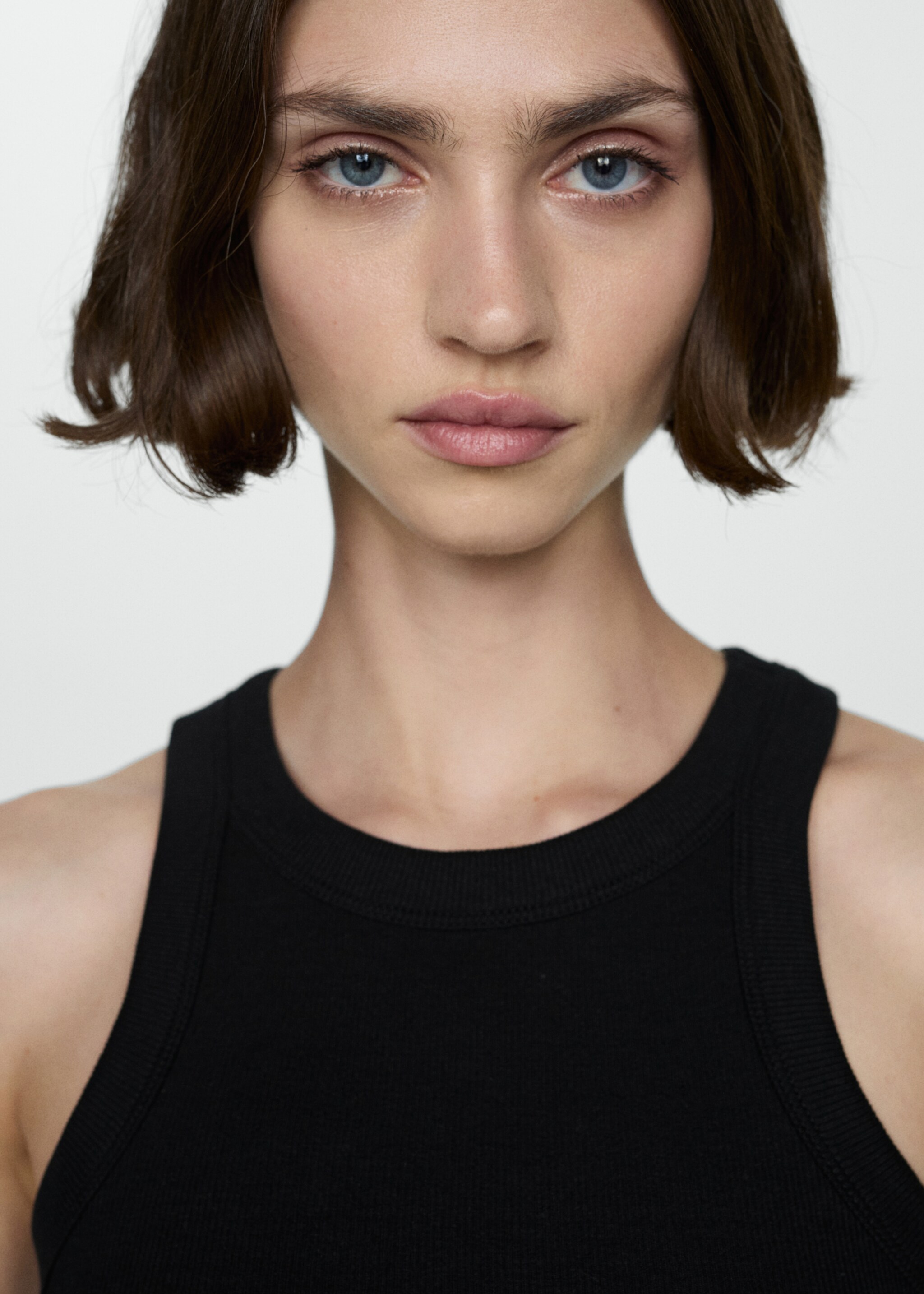 Ribbed cotton-blend top - Details of the article 1, Black. Ref: 67070469-00.