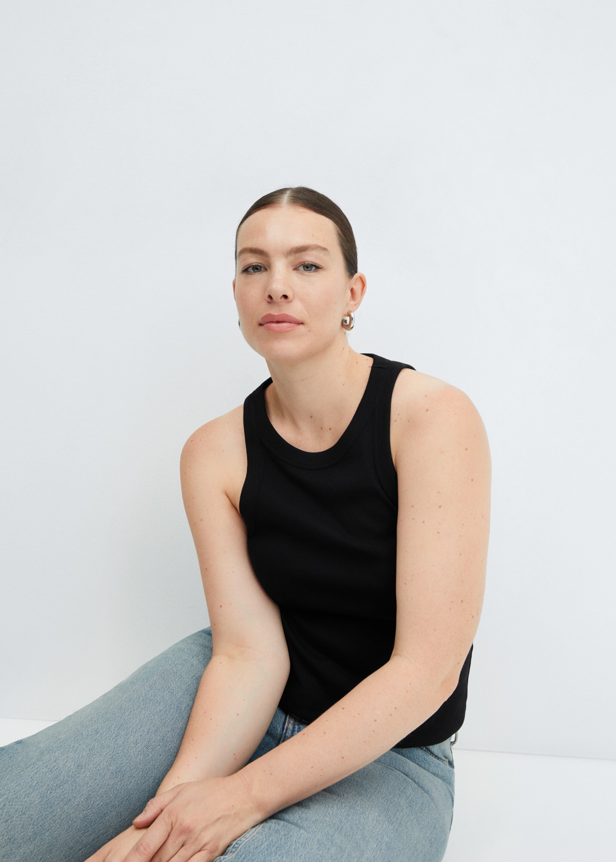Ribbed cotton-blend top - Details of the article 4, Black. Ref: 67070469-00.