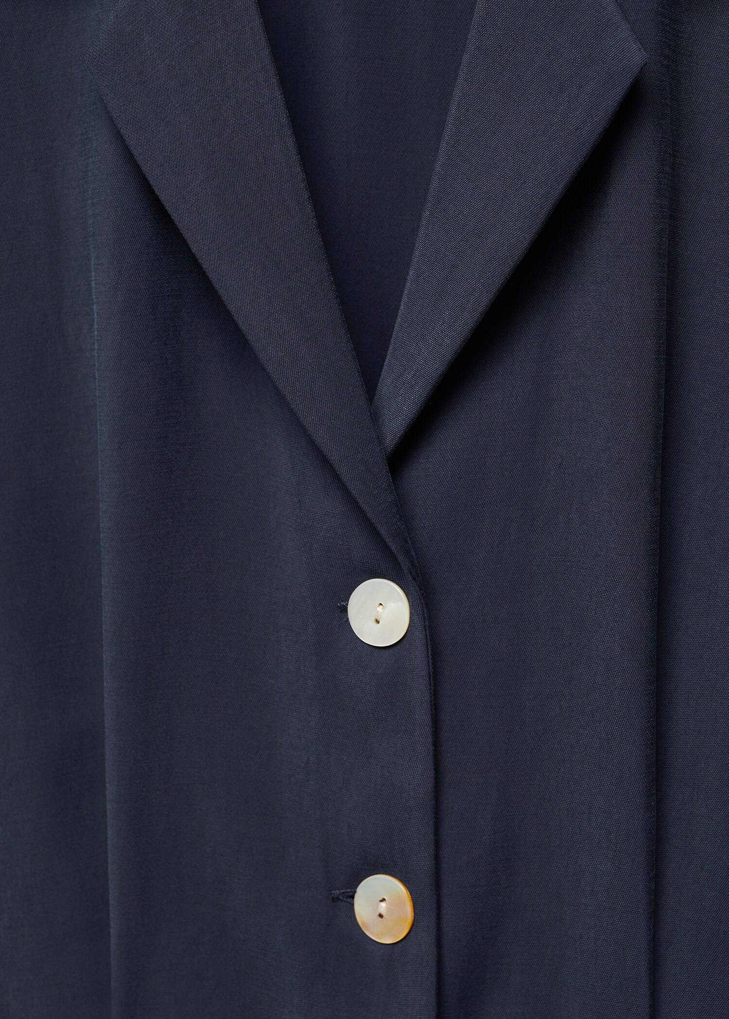 Short jumpsuit with pleat detail - Details of the article 8