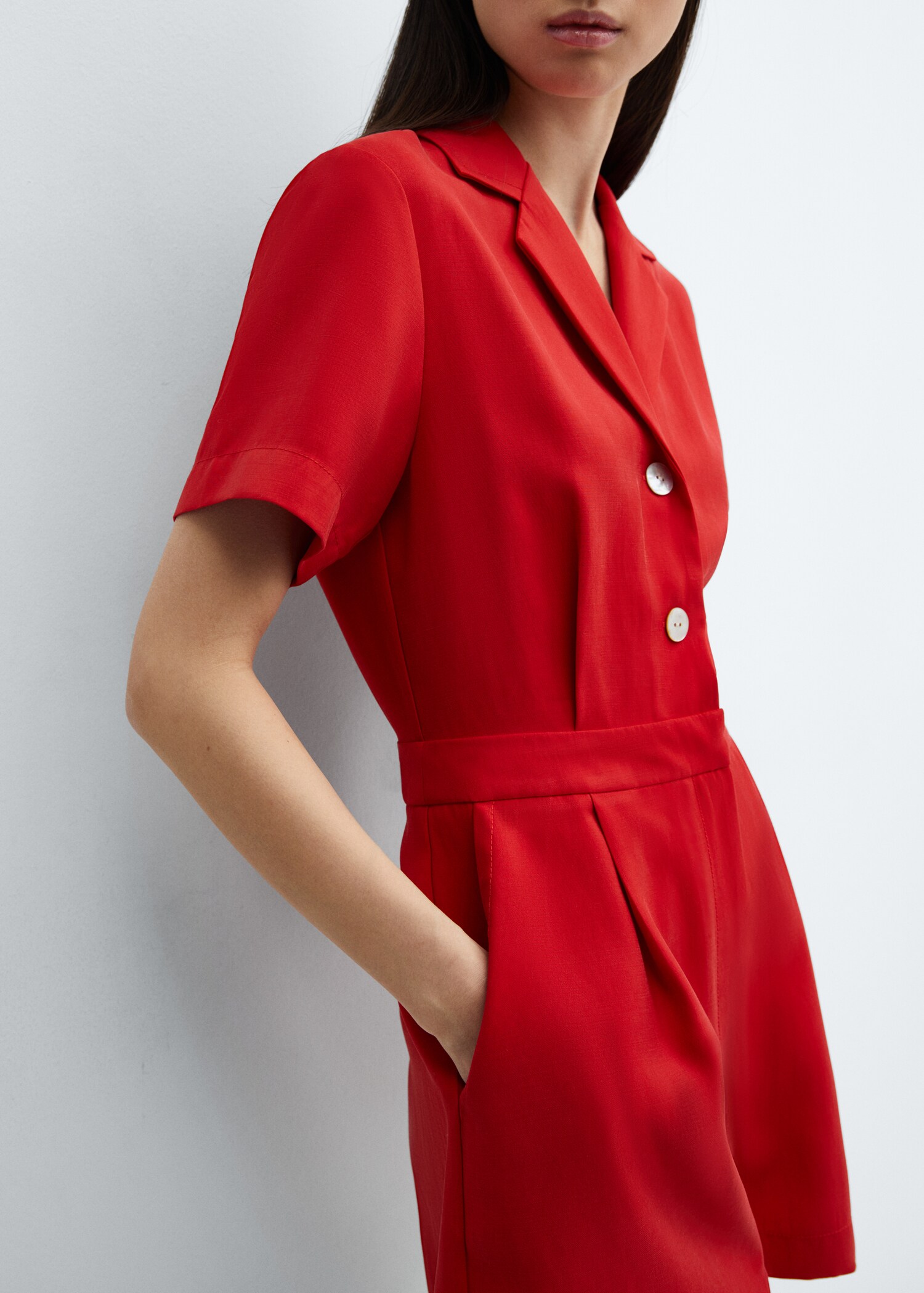 Short jumpsuit with pleat detail - Details of the article 6