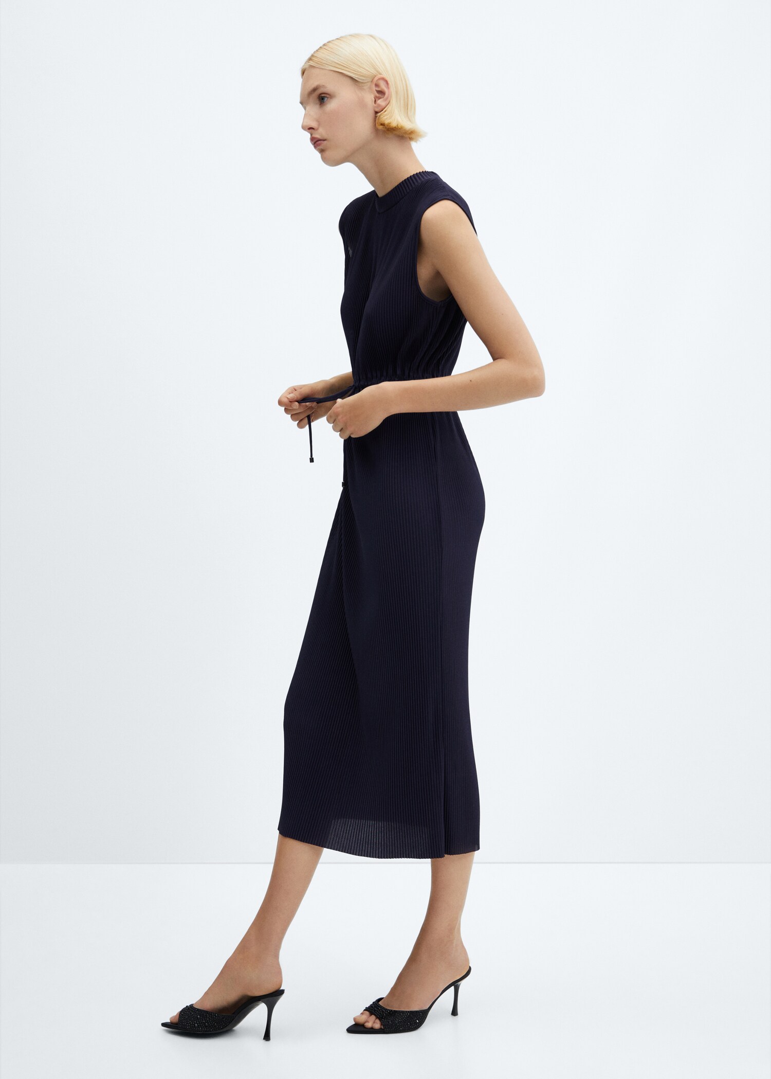 Pleated midi dress - Details of the article 2