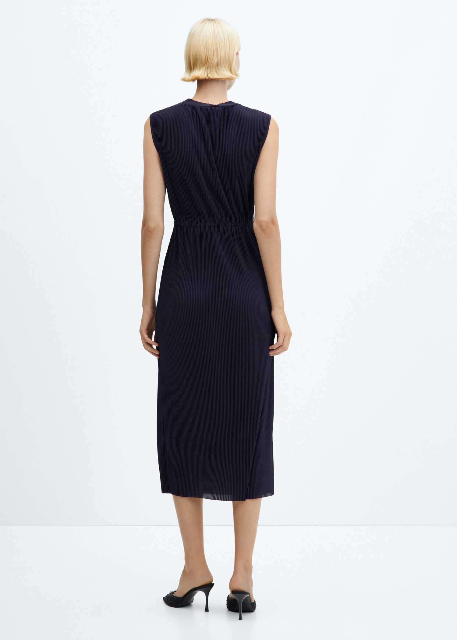 Pleated midi dress - Reverse of the article