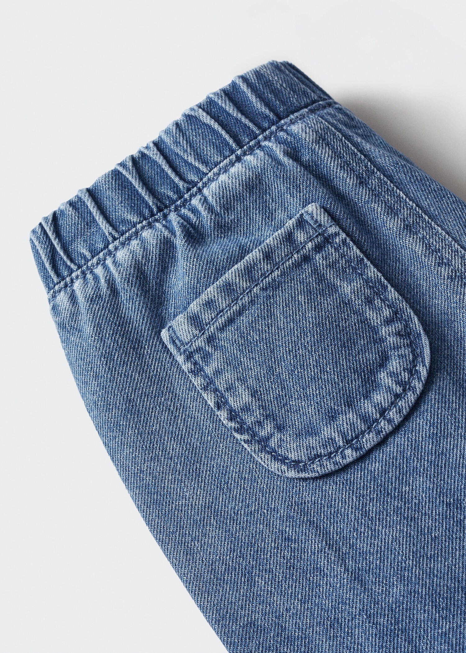Jeans mit Tunnelzug - Detail des Artikels 0