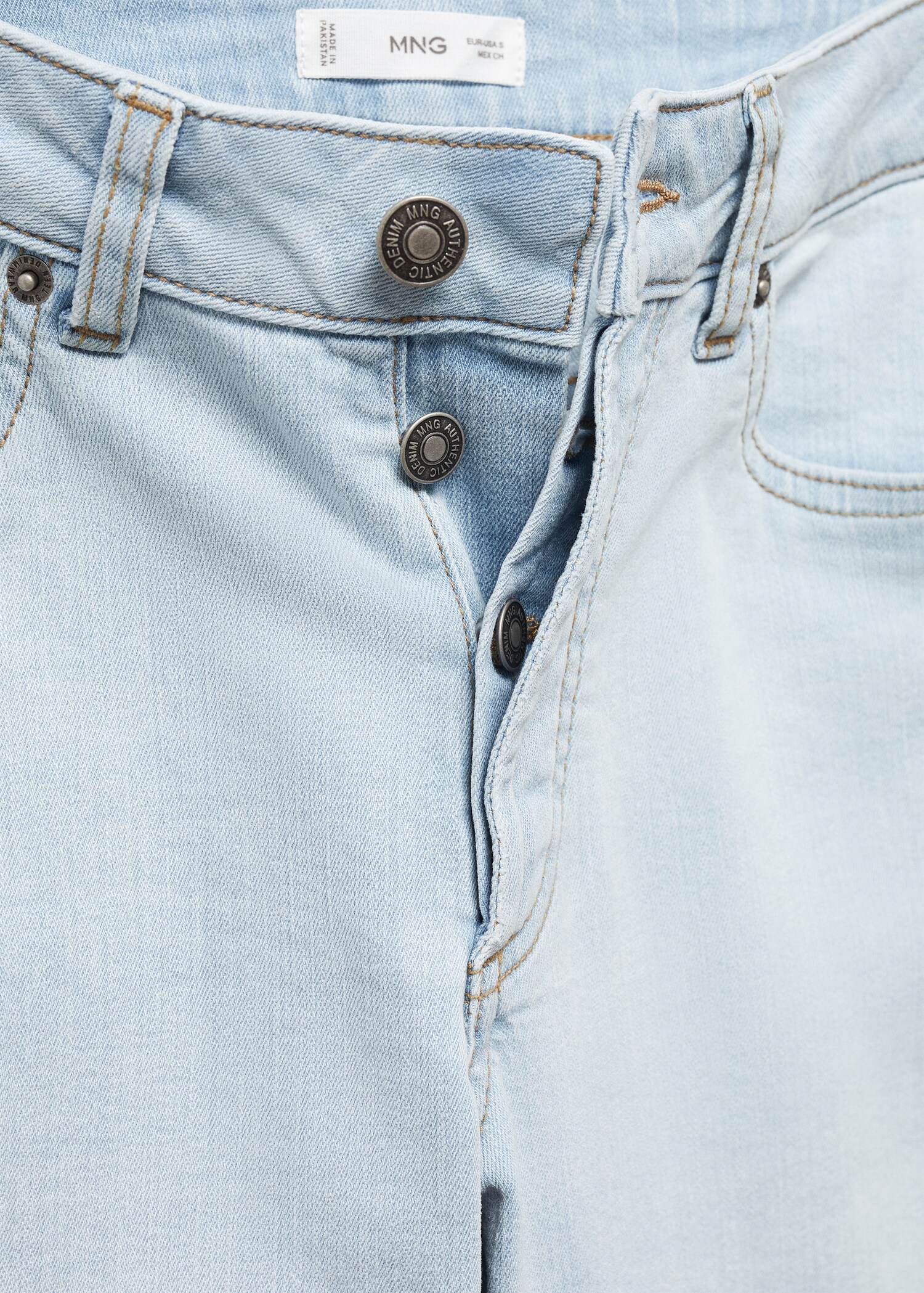 Jean slim boutons - Détail de l'article 8
