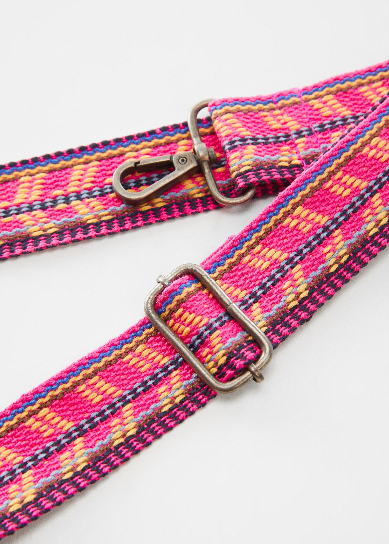 Correa bolso estampada - Plano medio