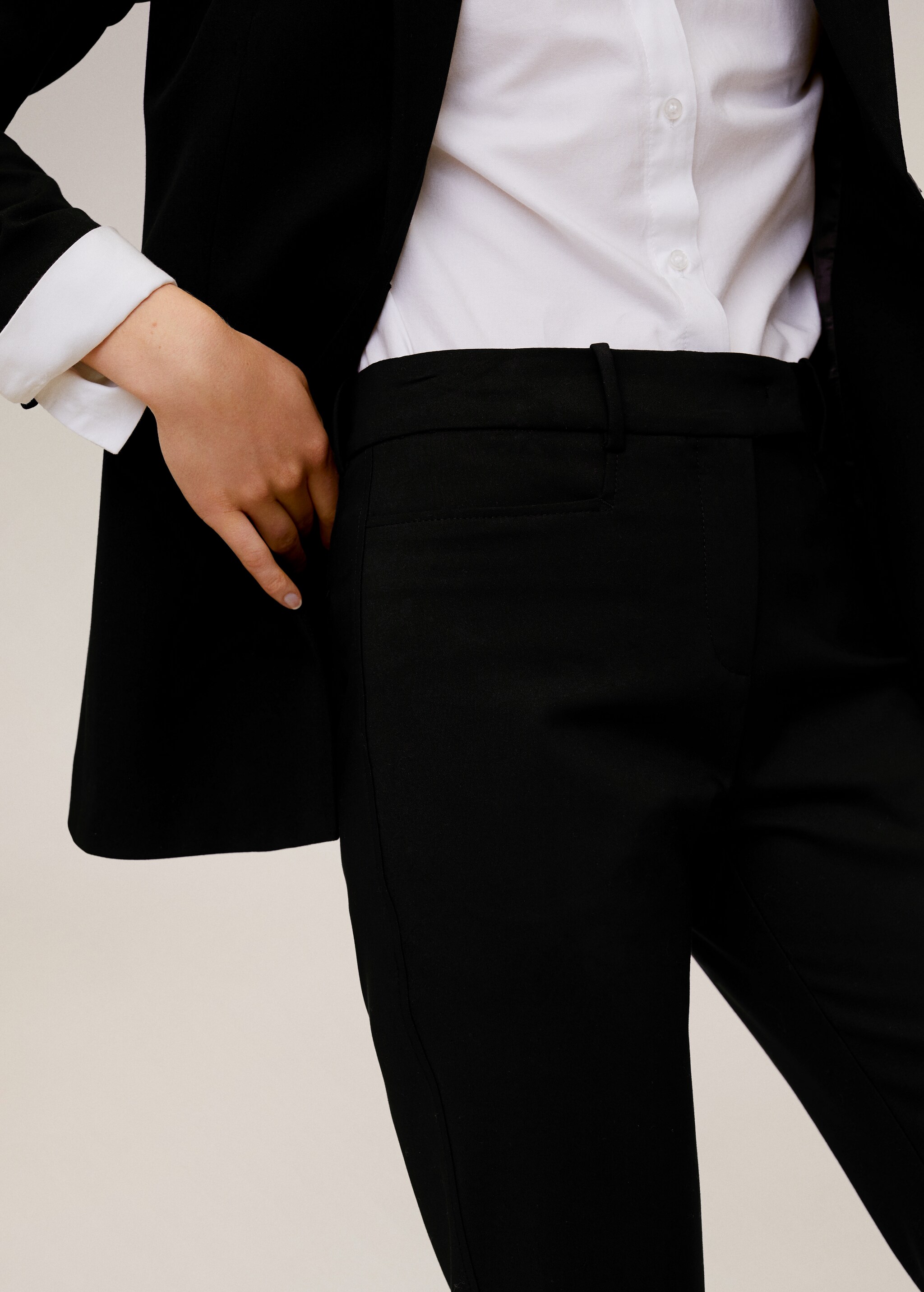 Cotton crop trousers - Details of the article 1