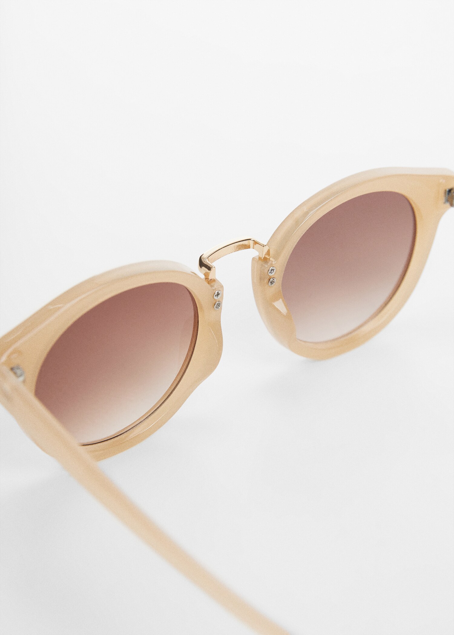 Sonnenbrille mit Metallsteg - Detail des Artikels 1