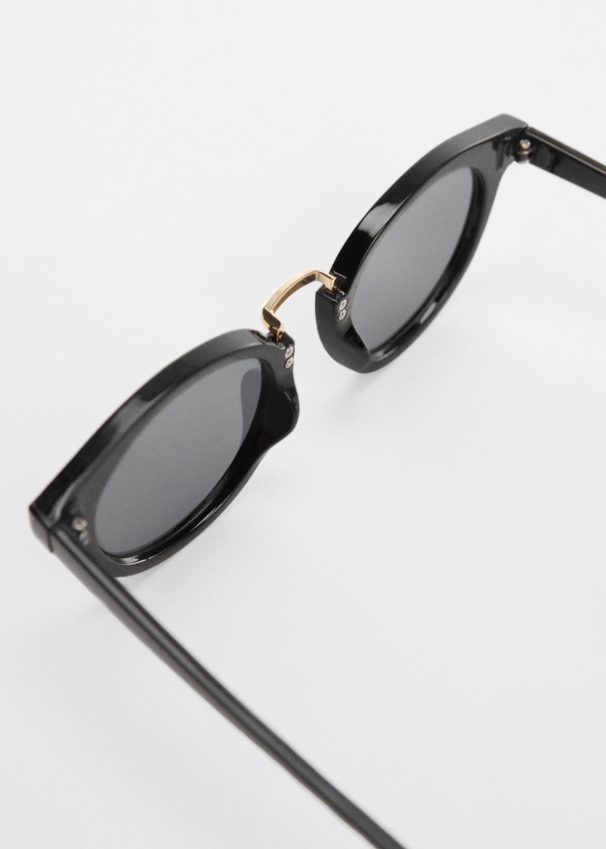 Sonnenbrille mit Metallsteg - Detail des Artikels 1