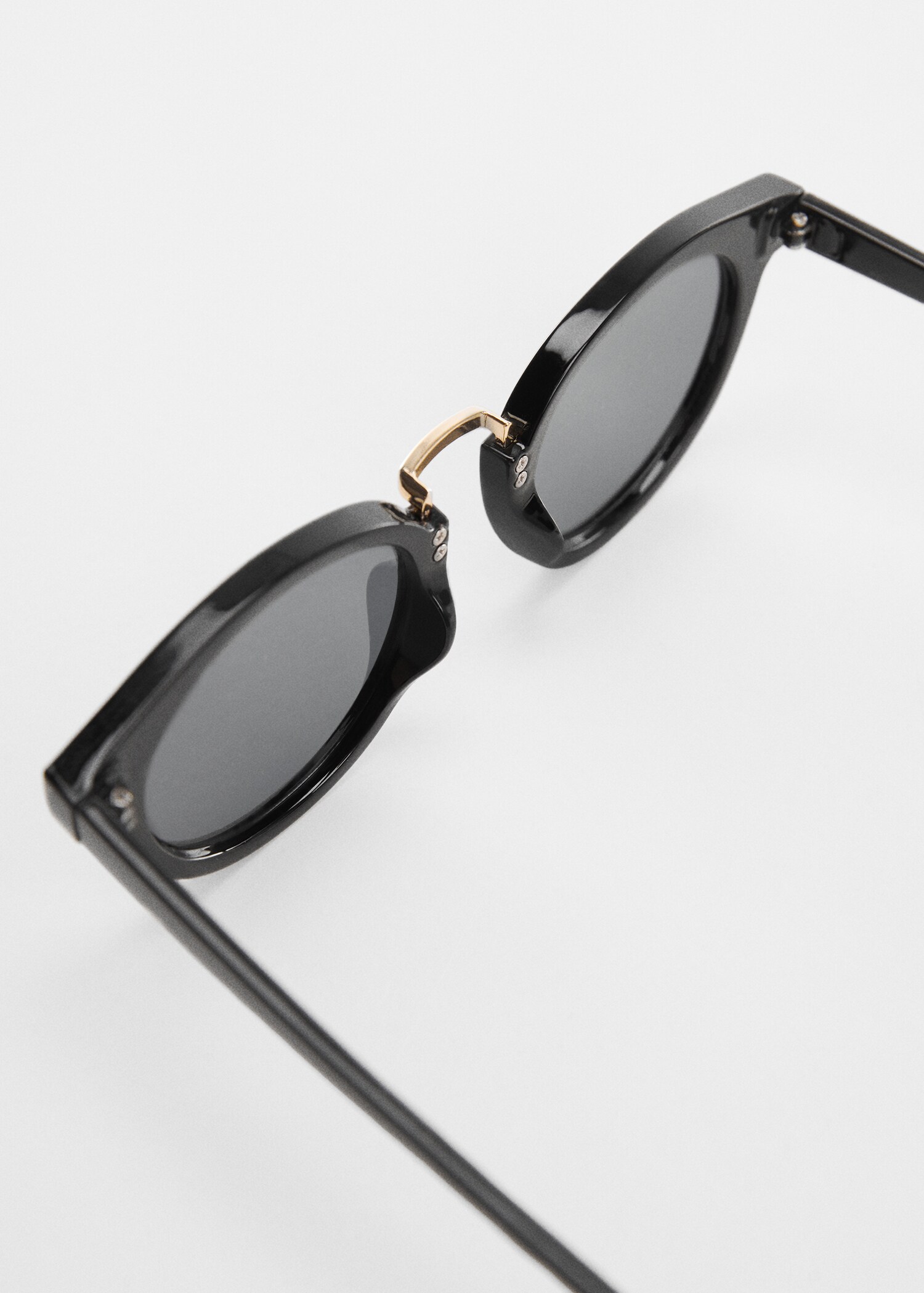 Sonnenbrille mit Metallsteg - Detail des Artikels 1