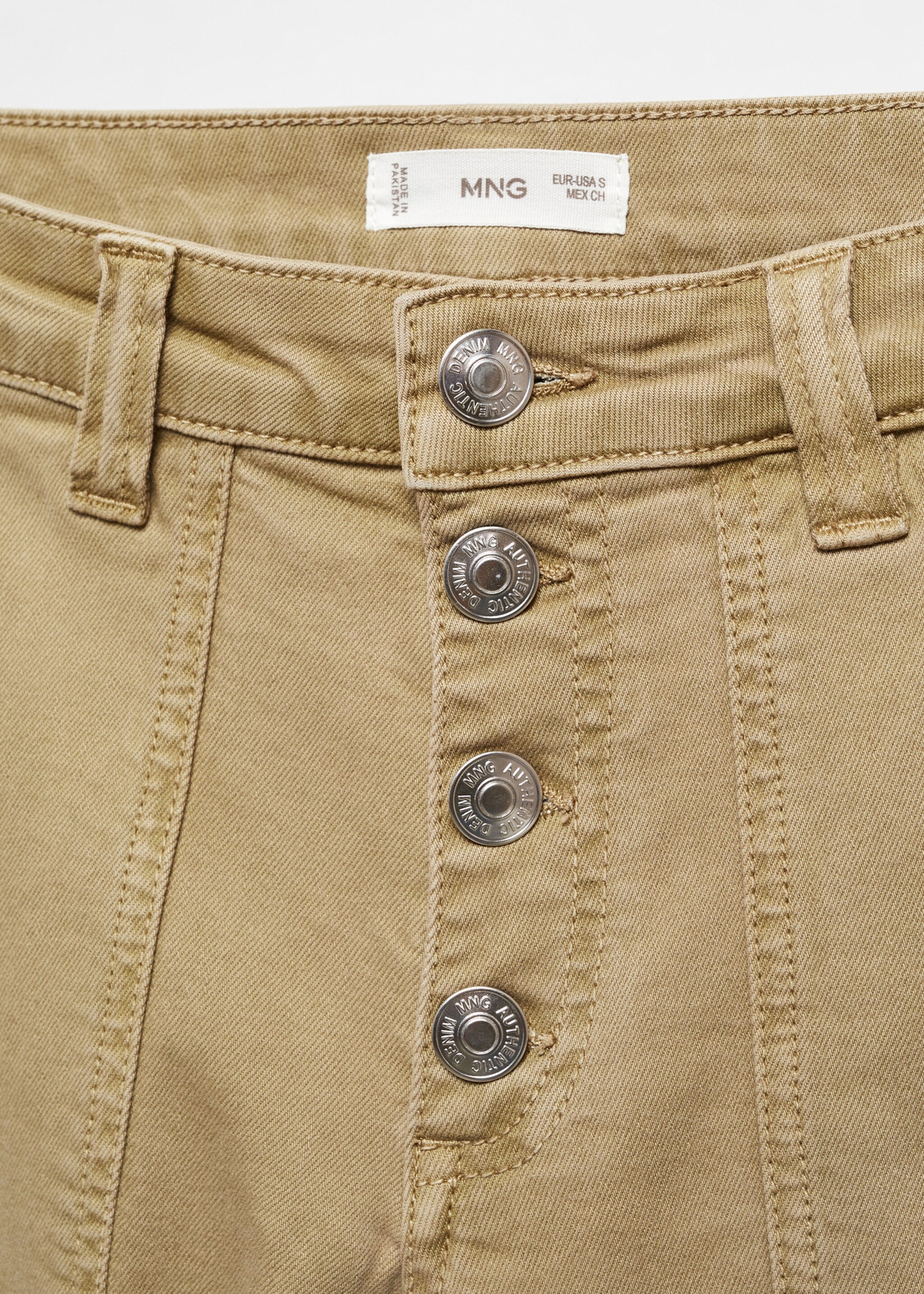 Buttons straight jeans - Details of the article 8, Khaki. Ref: 67072917-00.