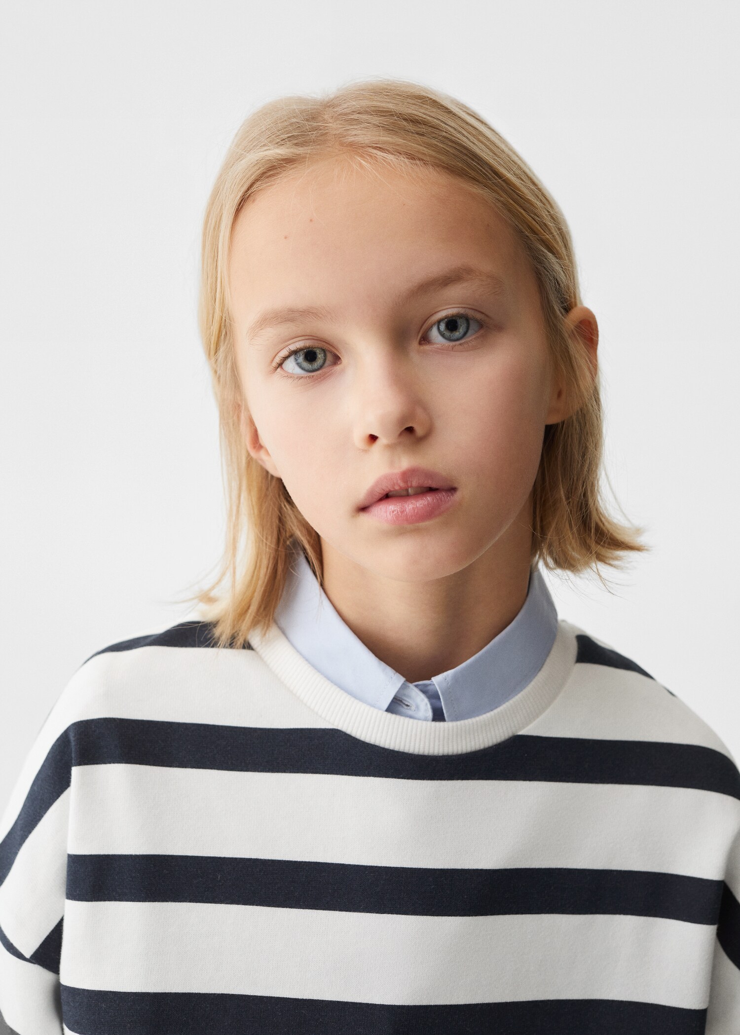 Striped sweatshirt dress - Details of the article 1