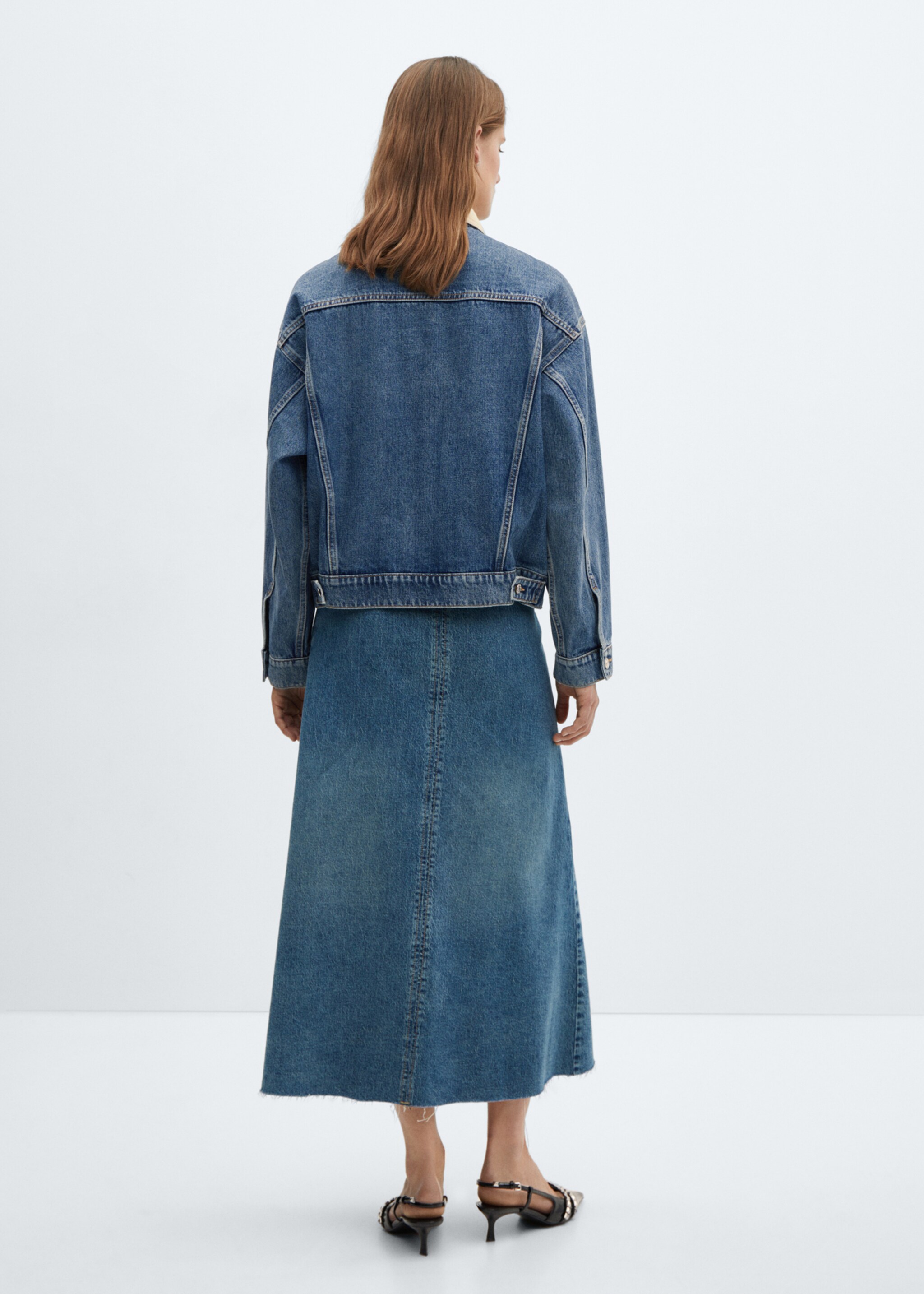 Contrast denim jacket - Reverse of the article, Medium Blue. Ref: 67074021-00.