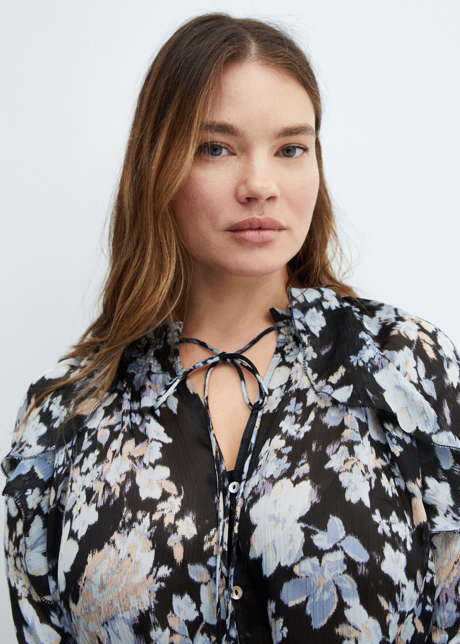 Blusa fluida estampado floral - Detalle del artículo 4