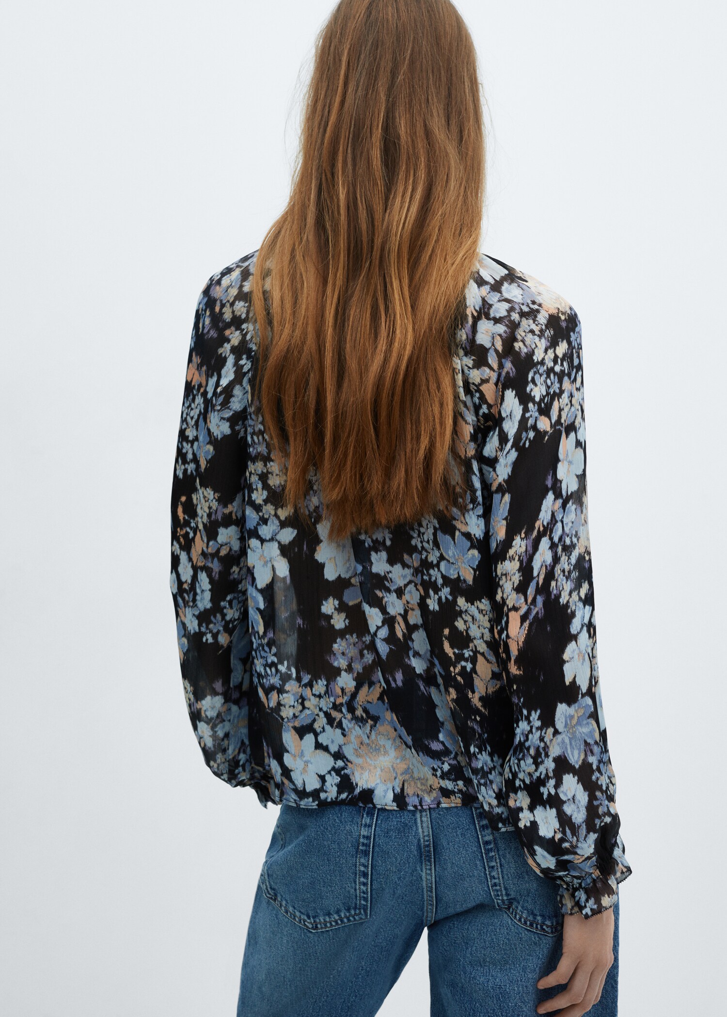 Blusa fluida estampado floral - Reverso del artículo
