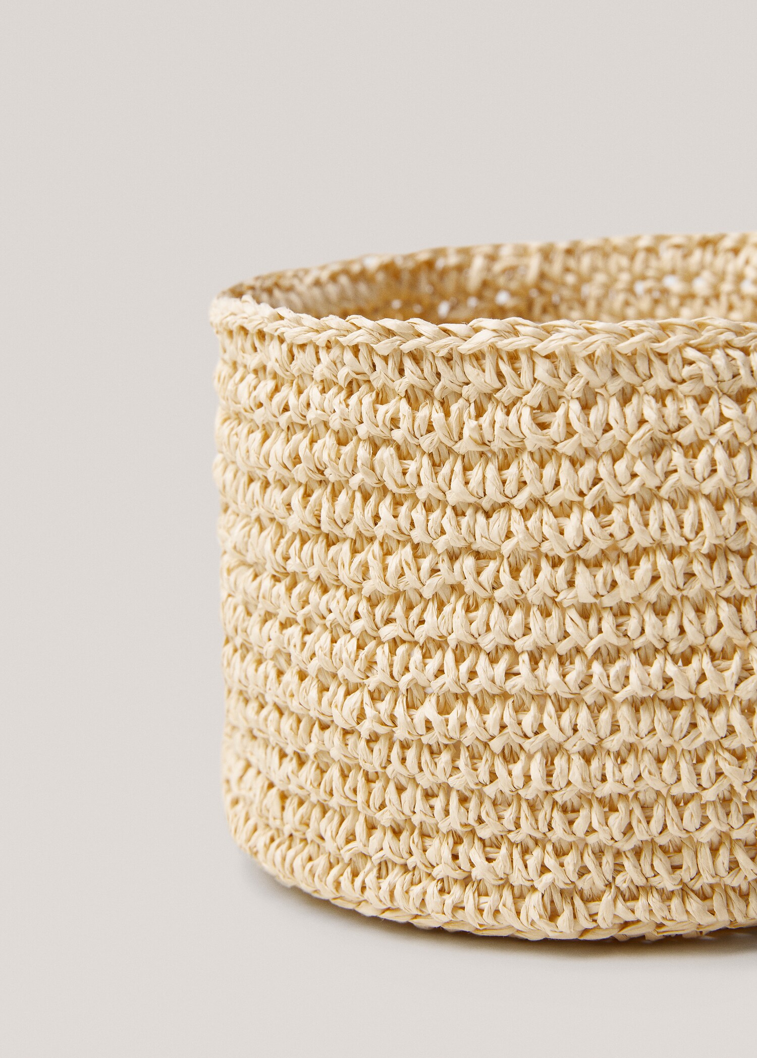 Round braided basket 15x10cm - Details of the article 1