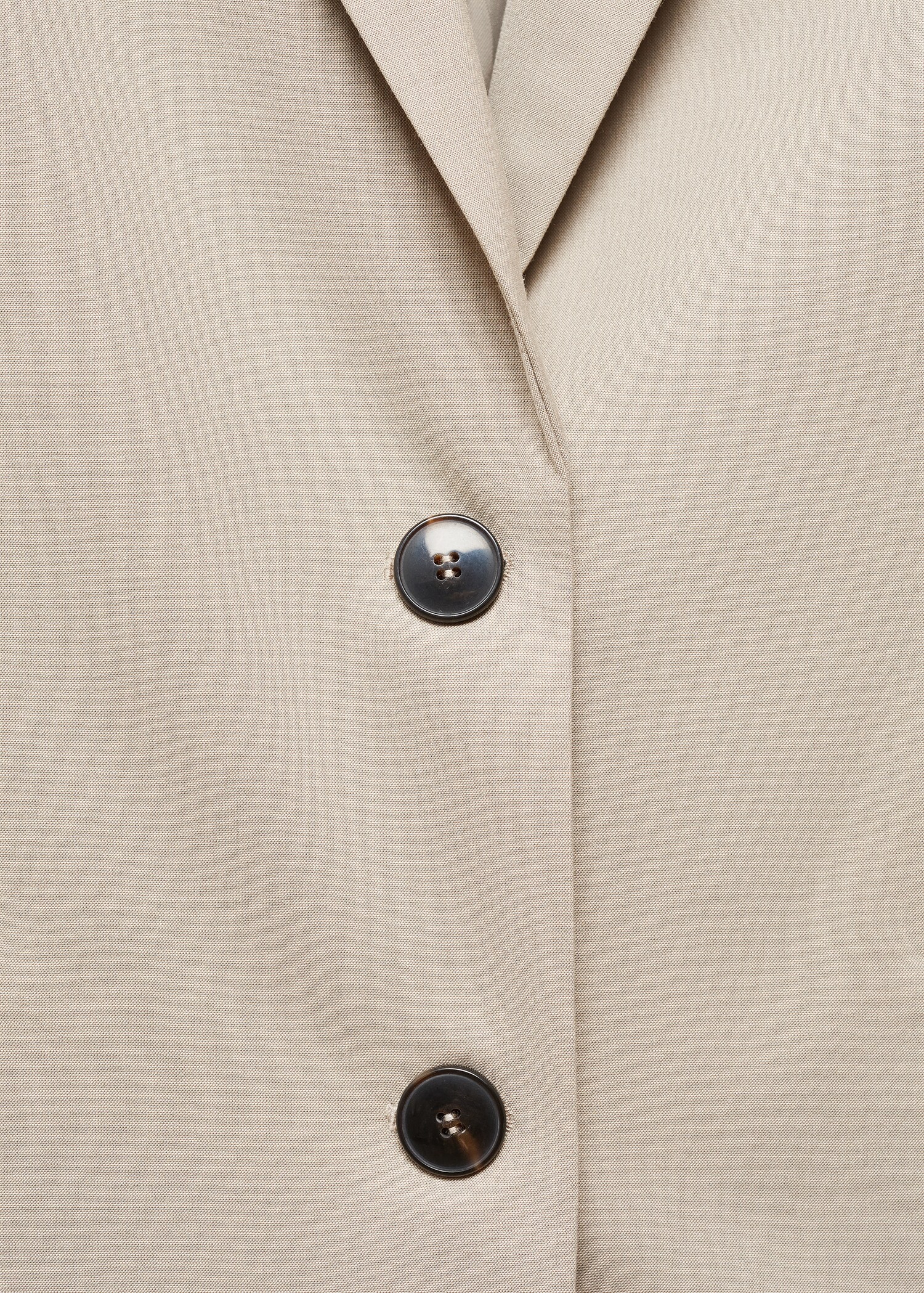 Suit jacket with buttons - Details of the article 8