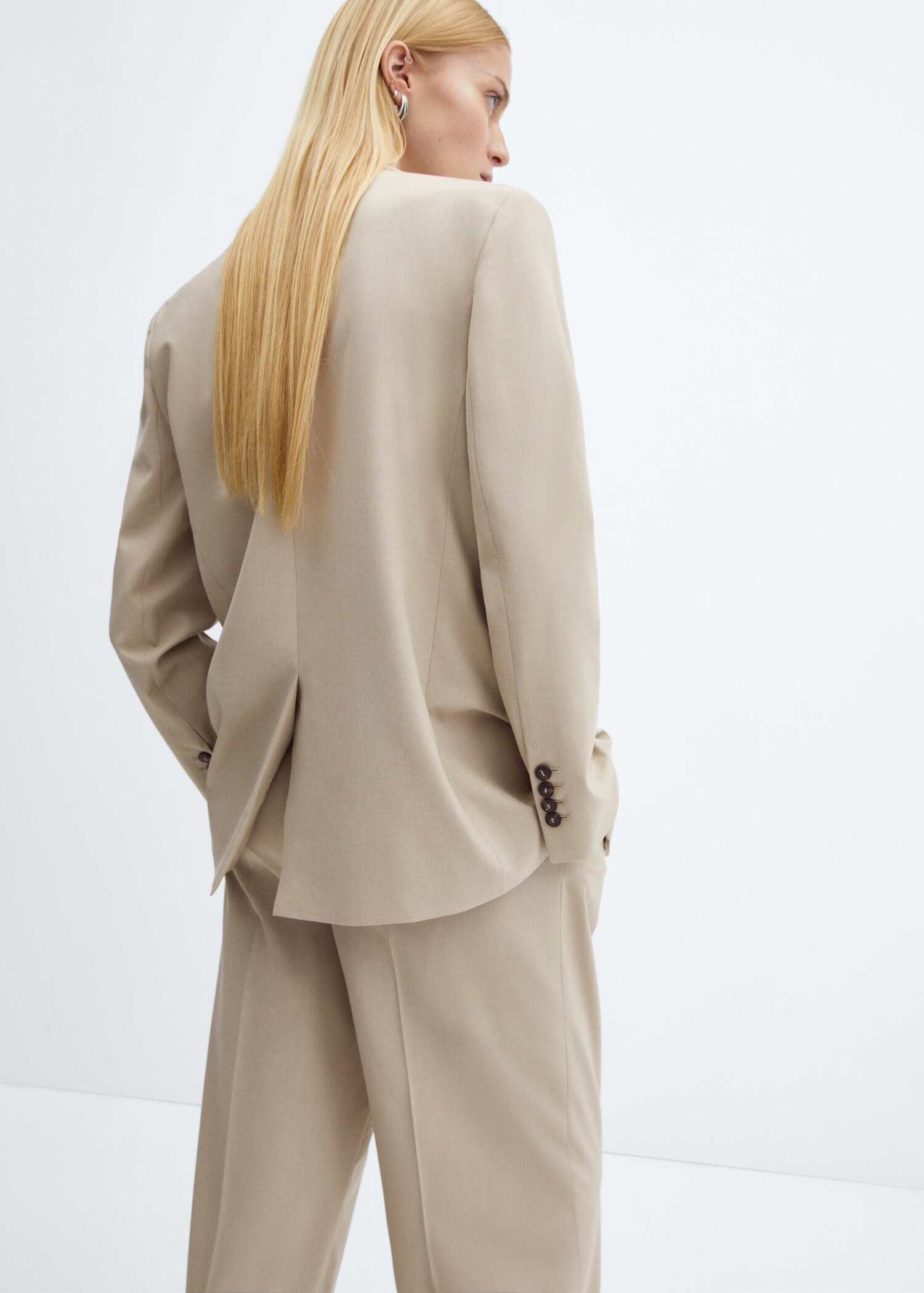 Suit jacket with buttons - Reverse of the article