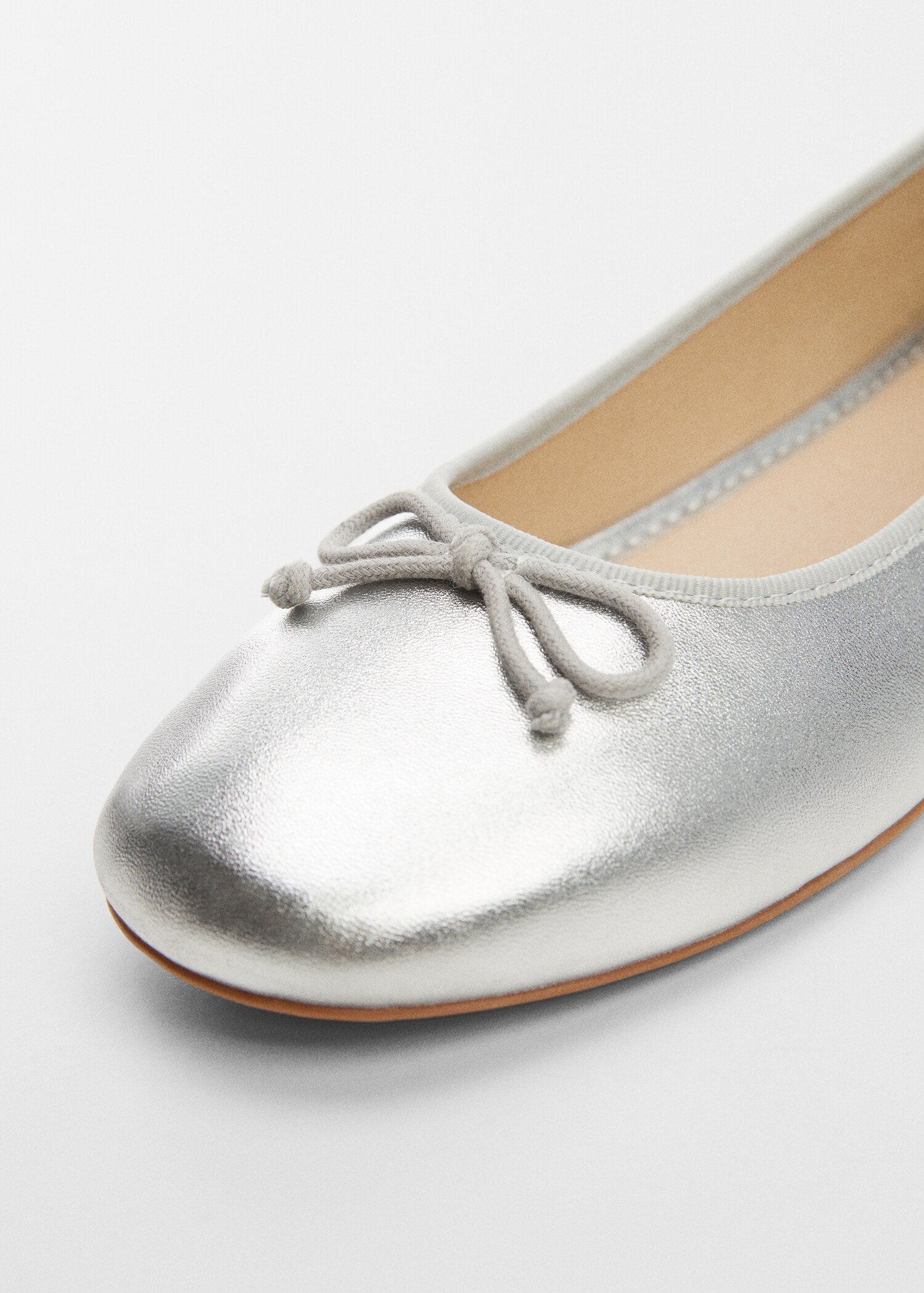 Ballerina mit Schleife - Detail des Artikels 2