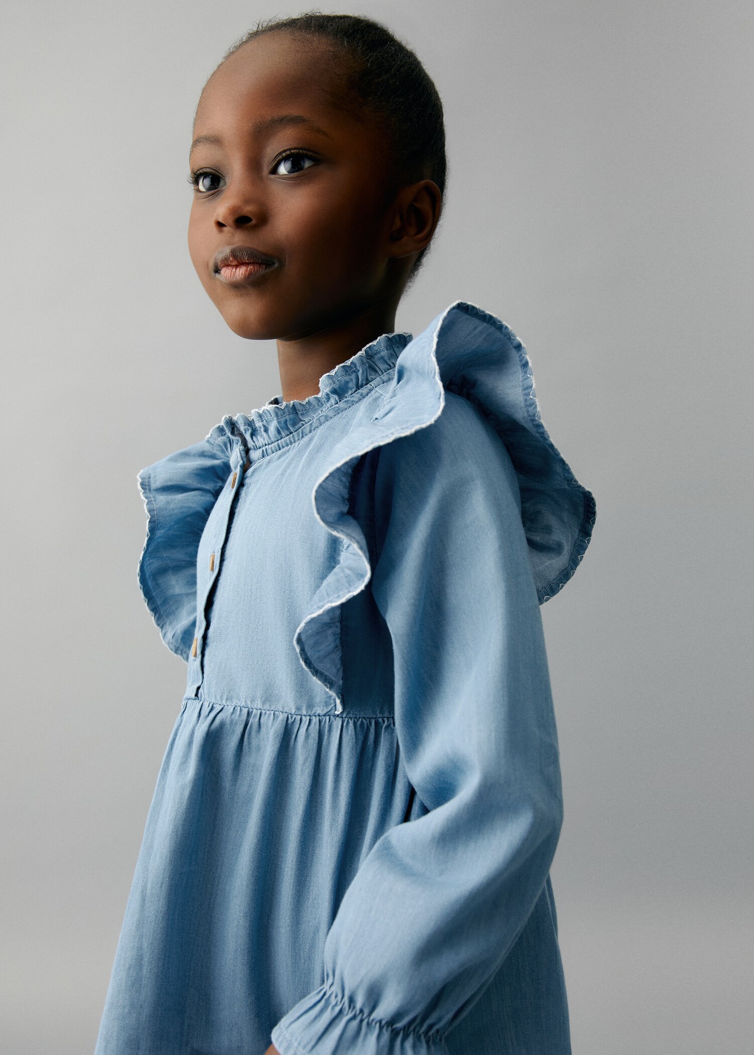 Ruffled denim shirt - Details of the article 3