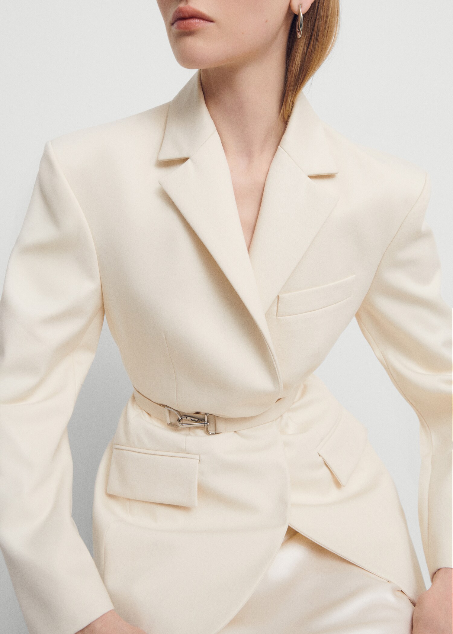 Belt structured blazer - Details of the article 2