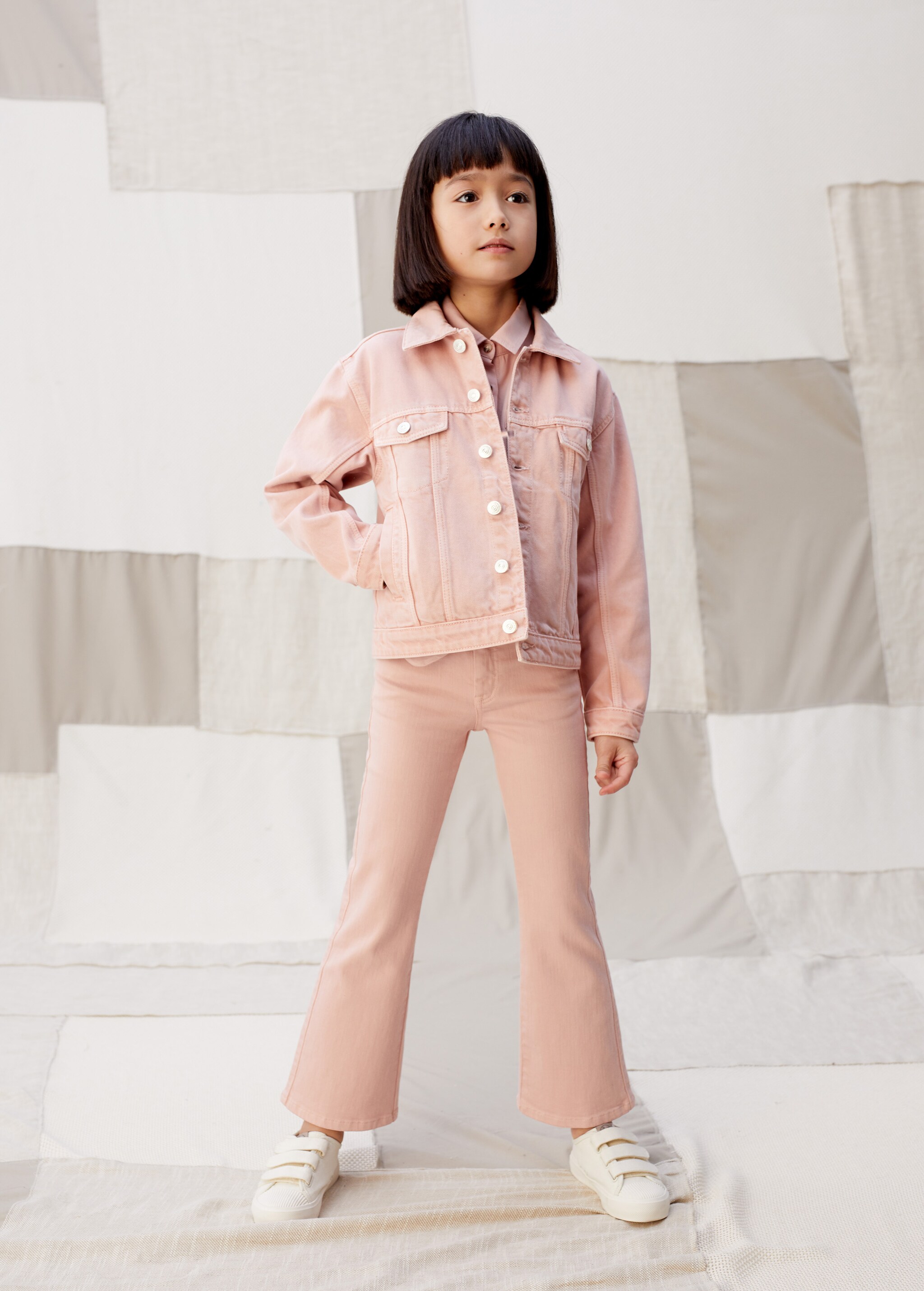 Flared jeans - Details of the article 5