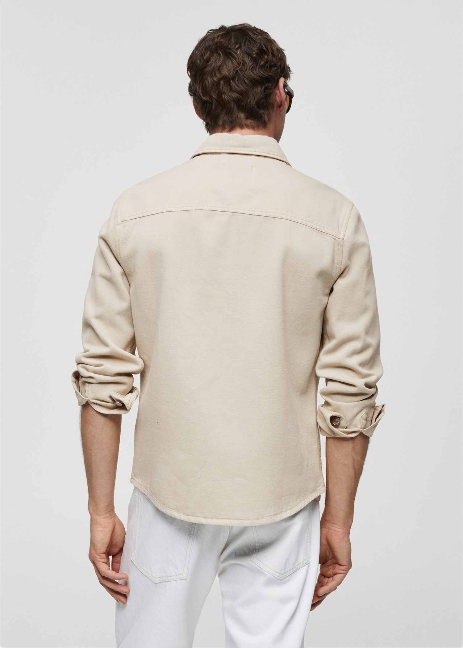 Regular-Fit-Overshirt aus Baumwolle mit Leinen - Rückseite des Artikels
