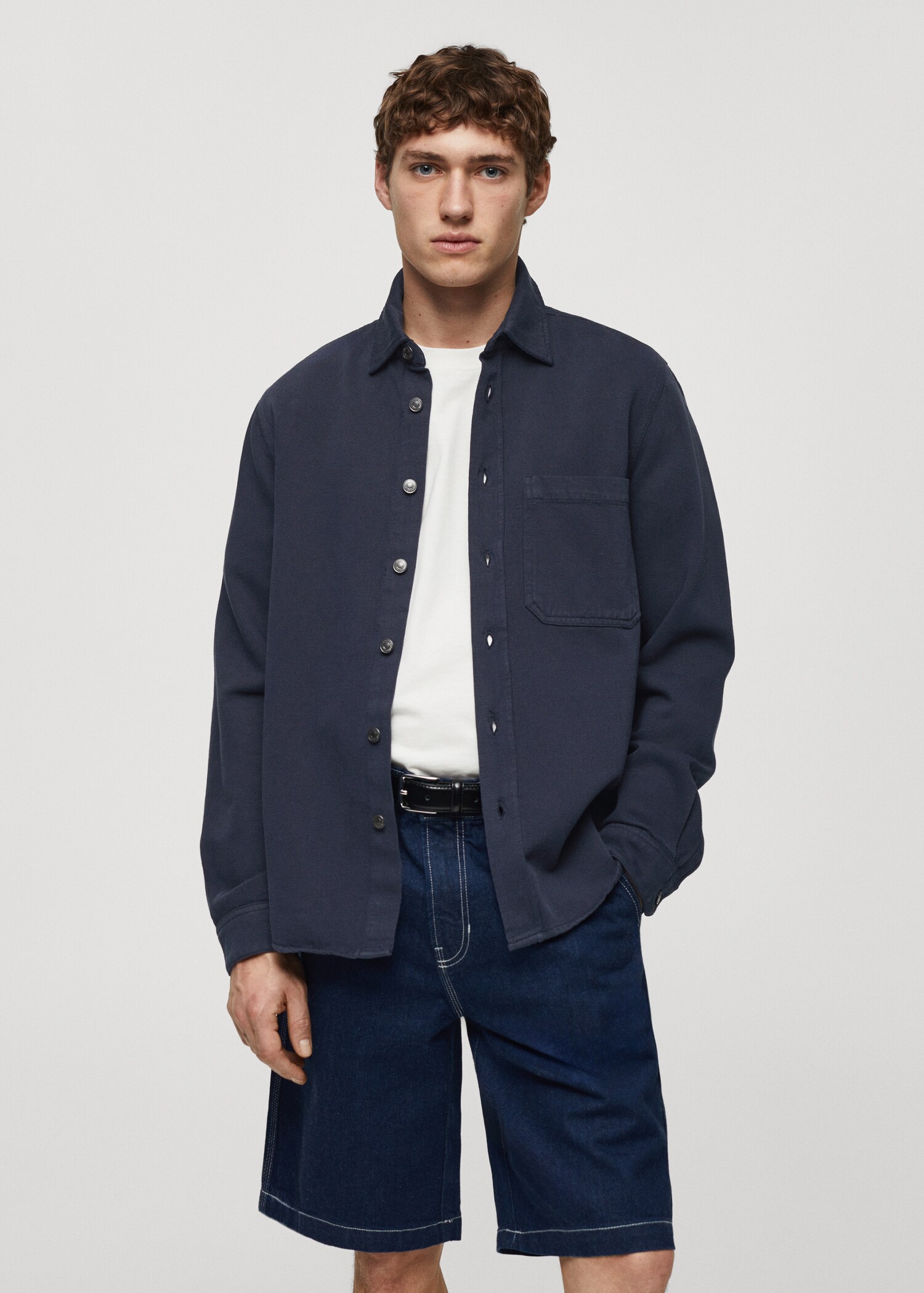 Regular-Fit-Overshirt aus Baumwolle mit Leinen - Mittlere Ansicht