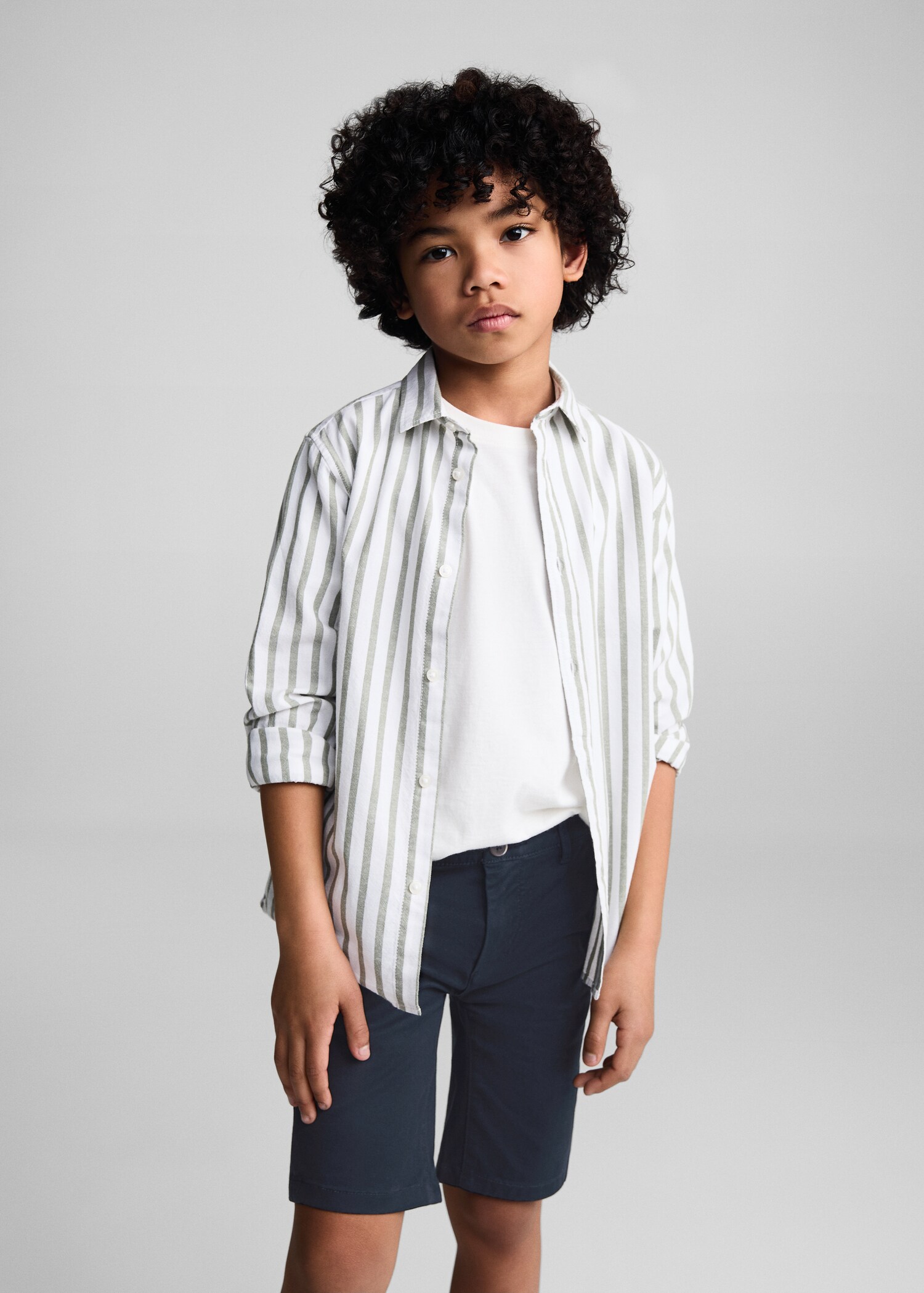Slim-fit chino cotton bermuda shorts - Medium plane