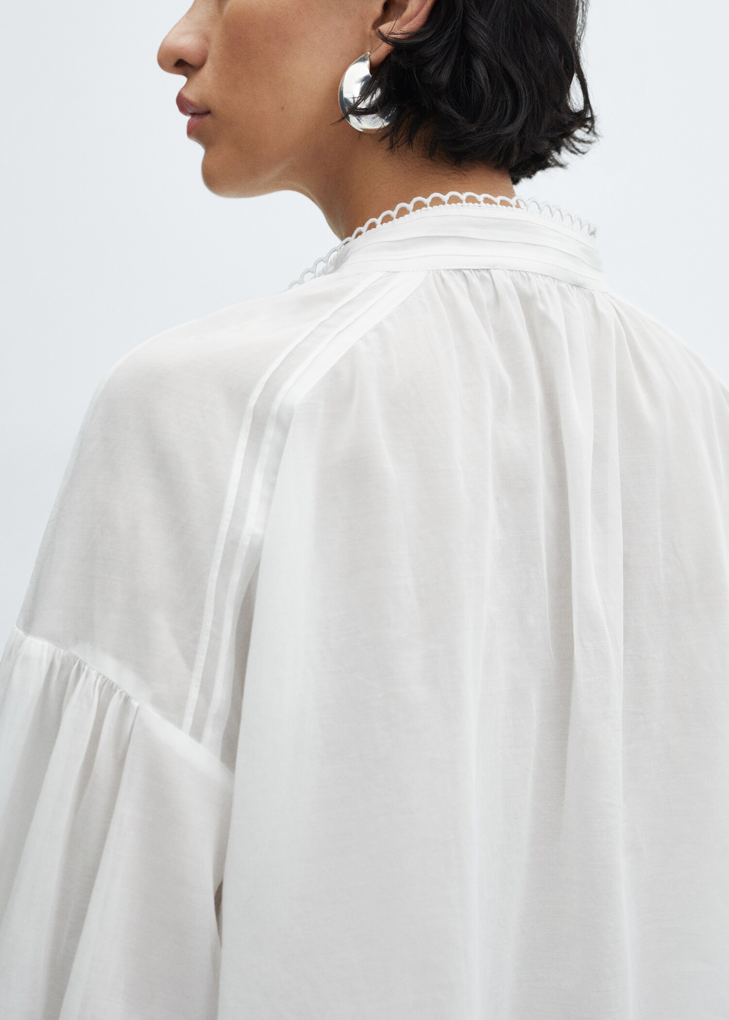 Cotton blouse with openwork detail - Details of the article 6