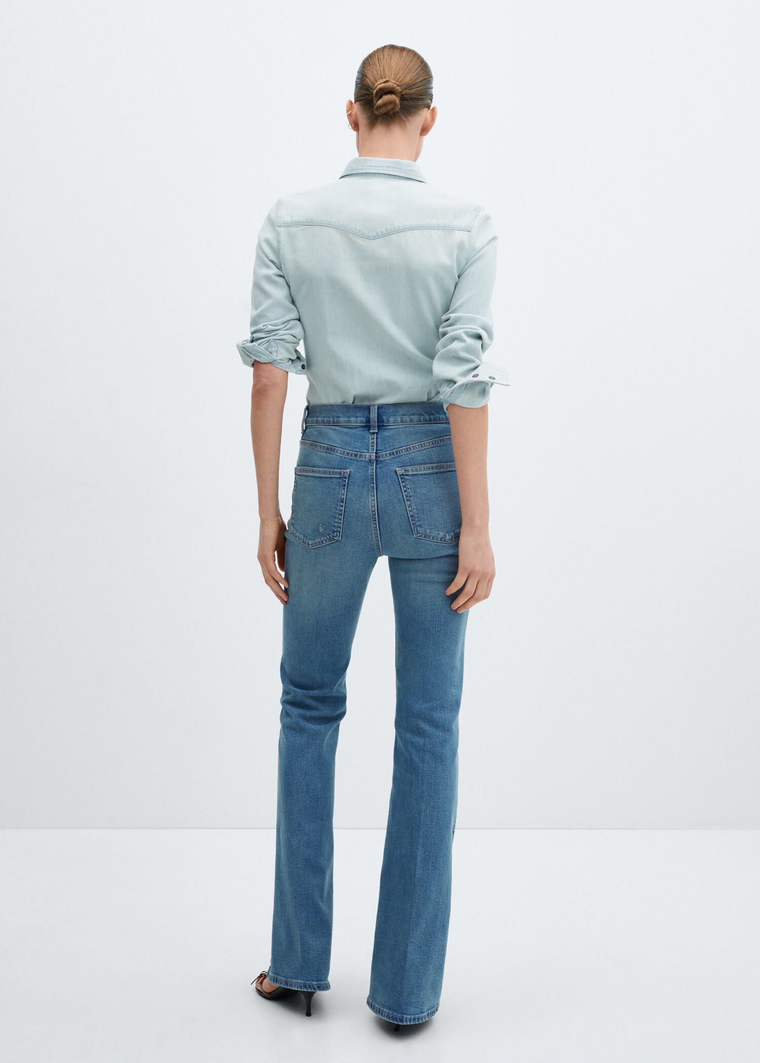 Jeans flare hög midja - Artikelns baksida
