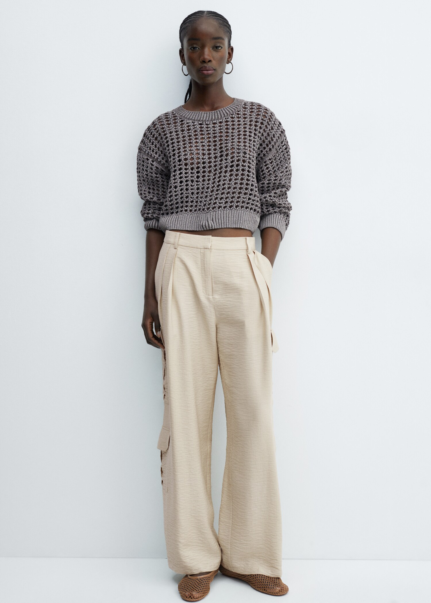 Pleated cargo trousers - Details of the article 9