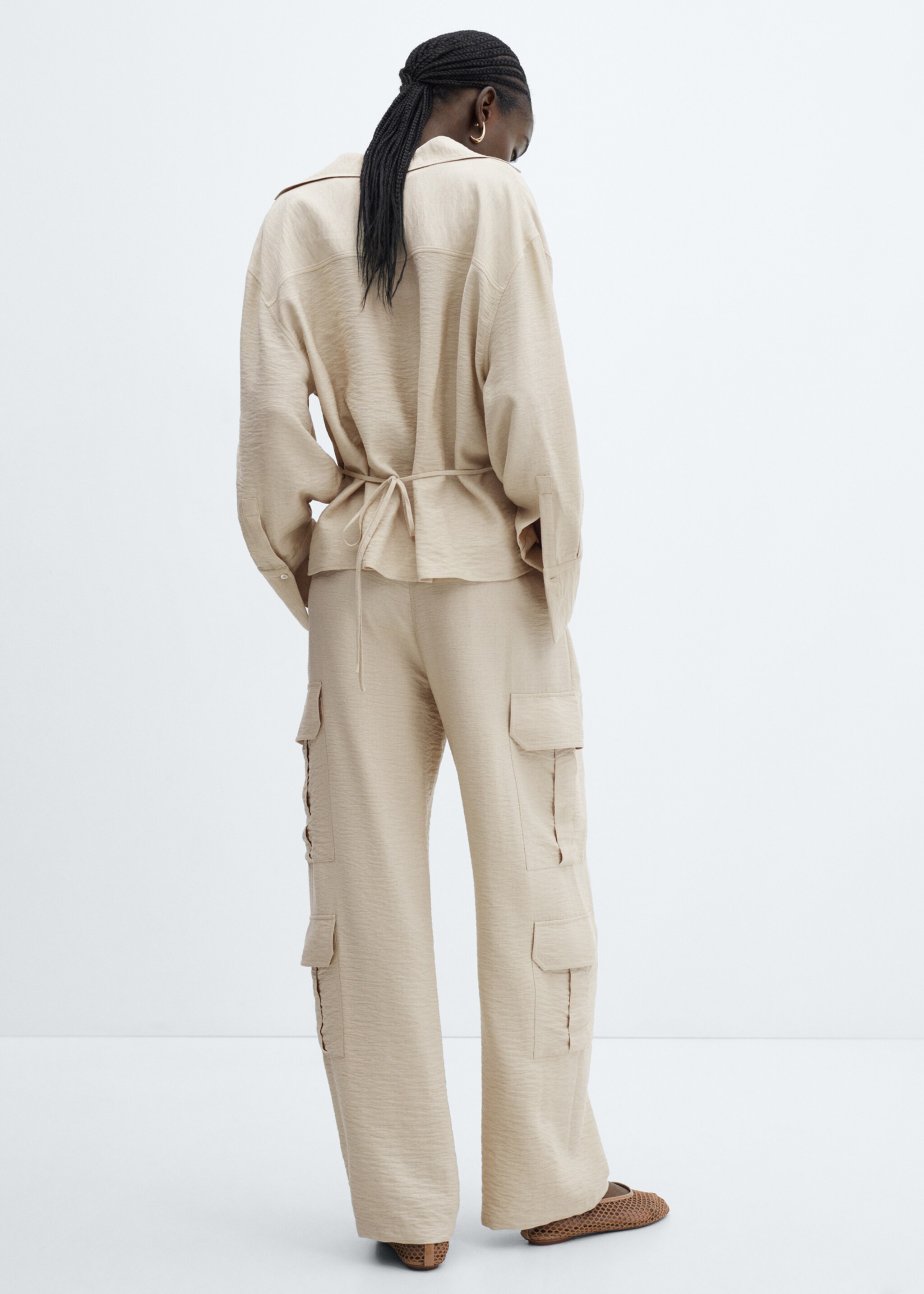 Pleated cargo trousers - Reverse of the article