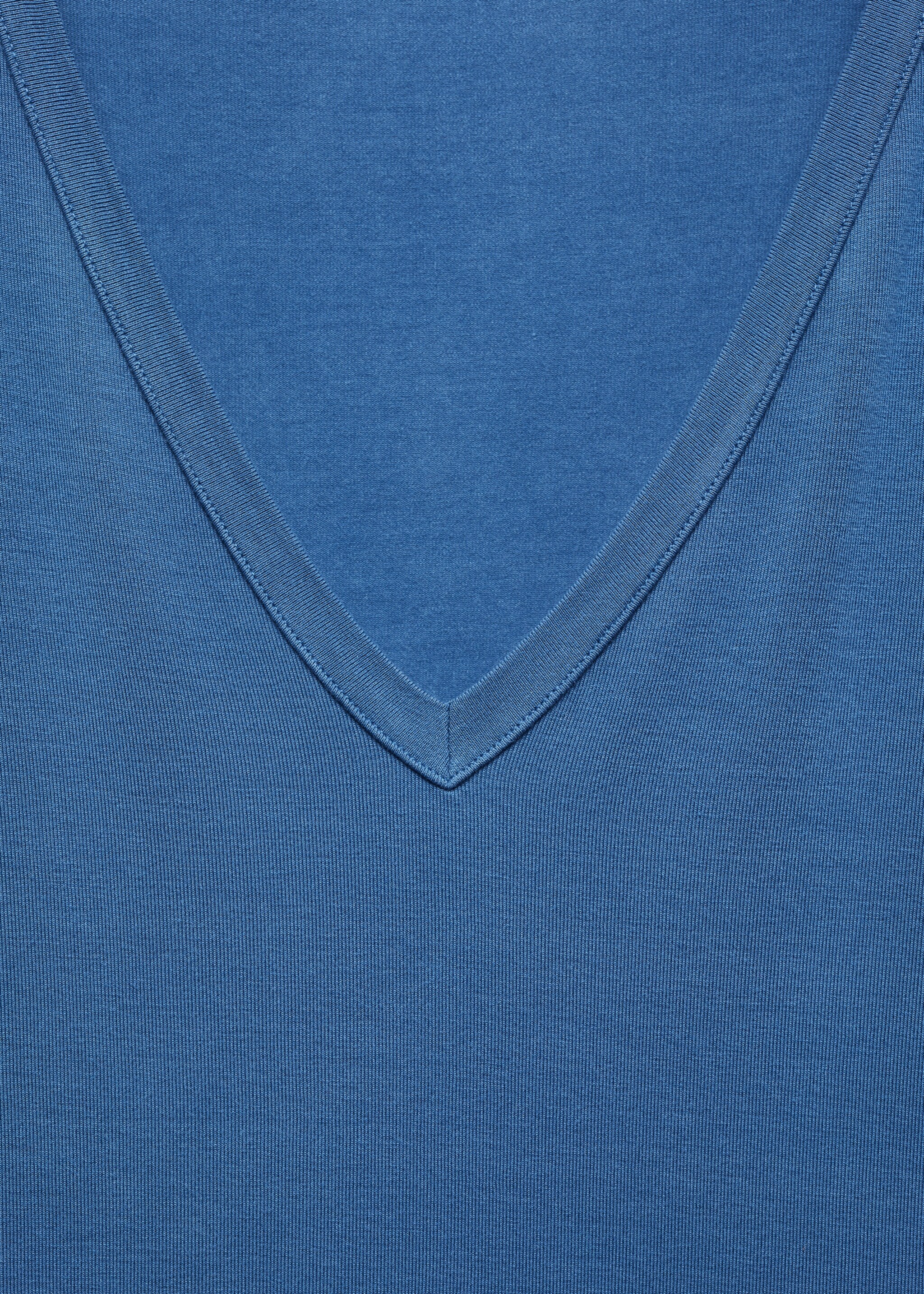 Camiseta cuello pico - Detalle del artículo 8