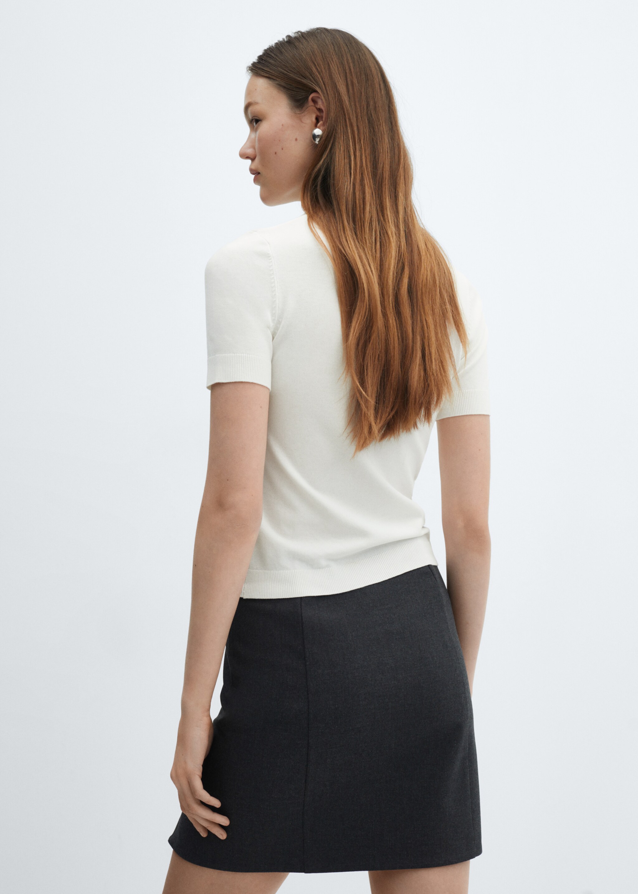 Short sleeve sweater - Reverse of the article, Ecru. Ref: 67075745-00.
