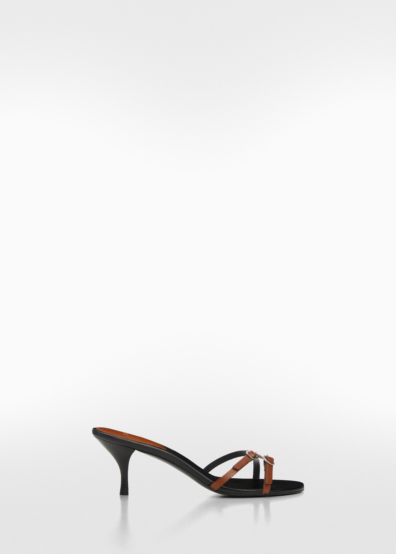 Leather straps sandals - Article without model