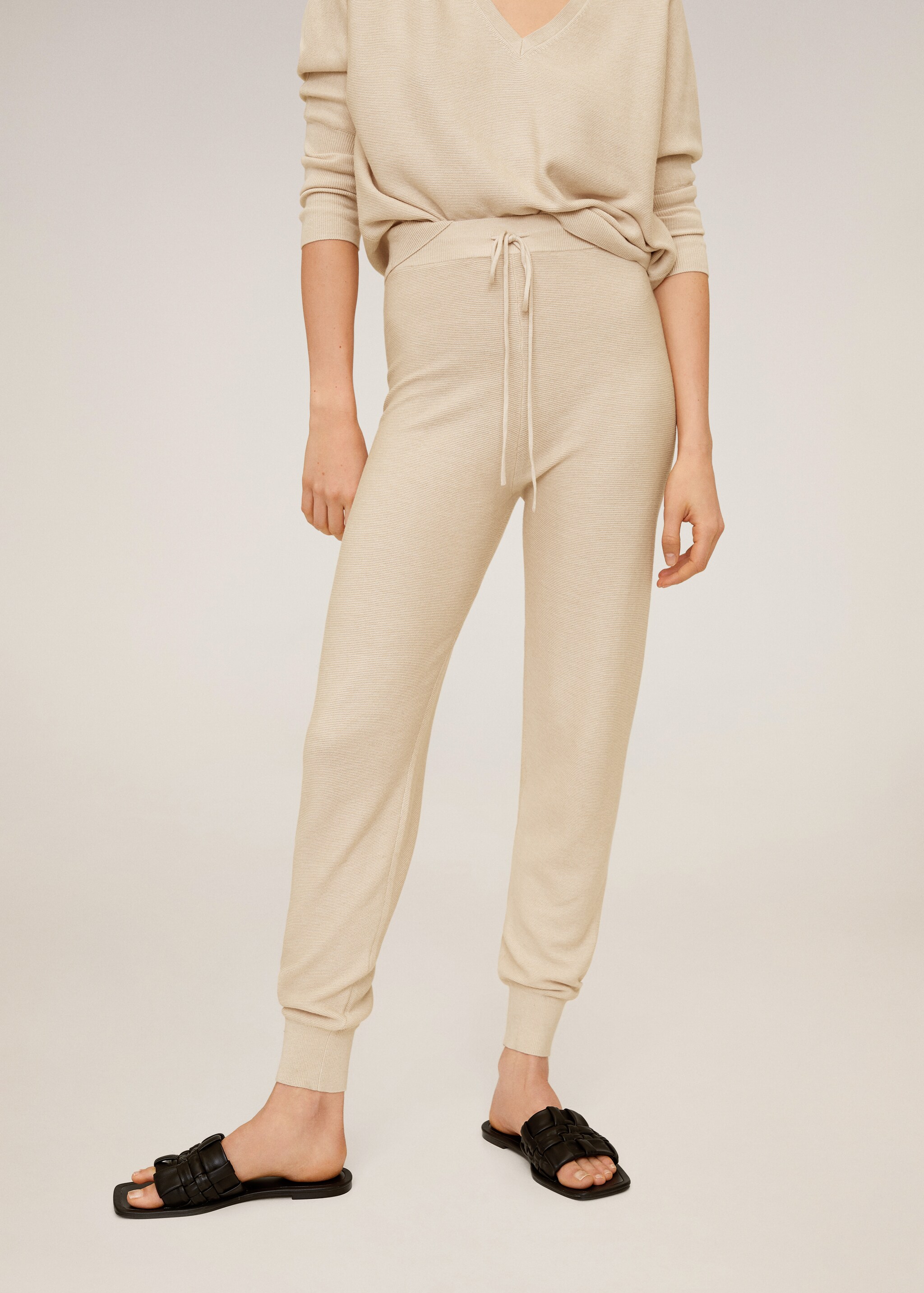 Pantalón jogger punto - Plano medio