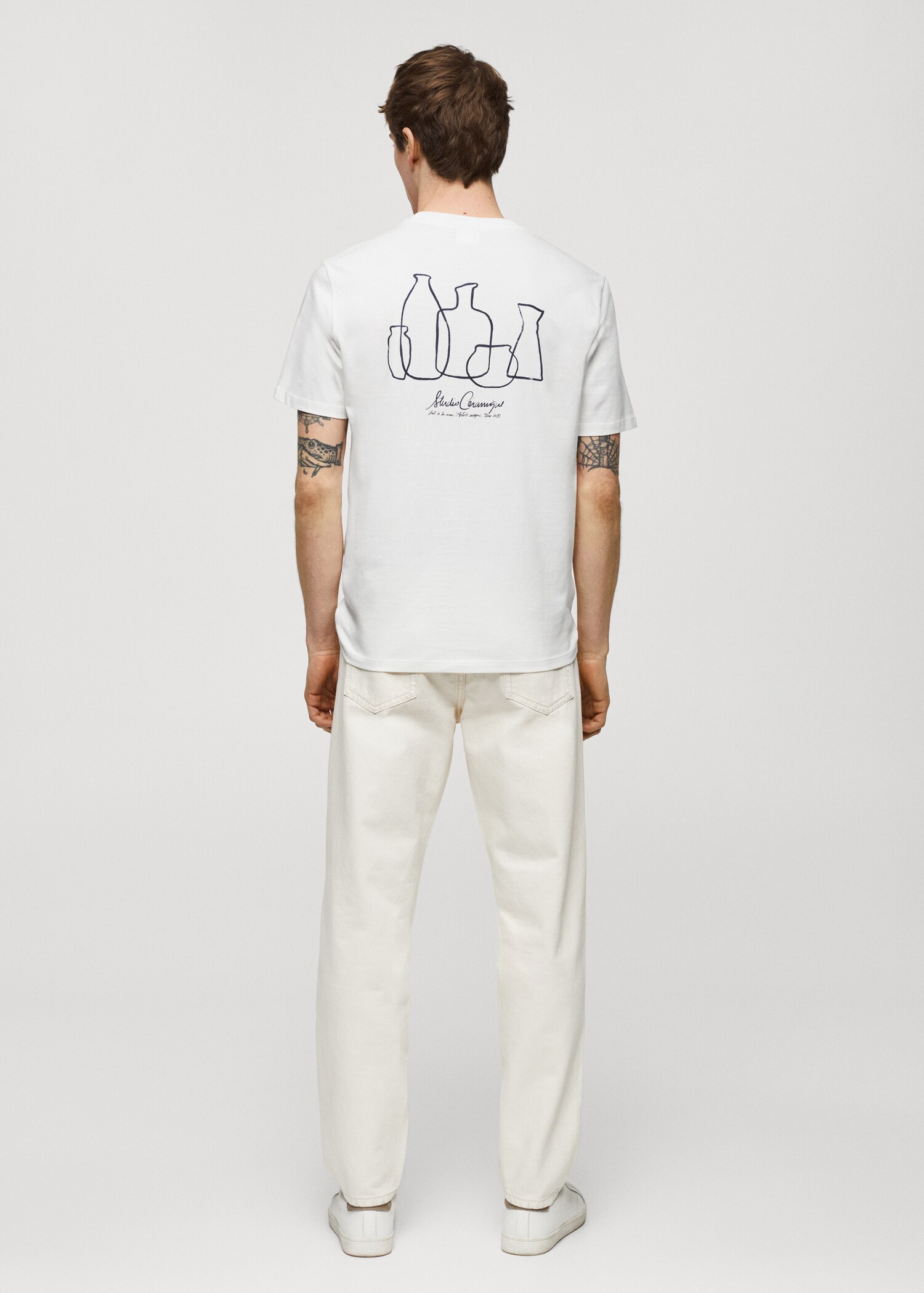 100% cotton t-shirt with printed detail - Reverse of the article