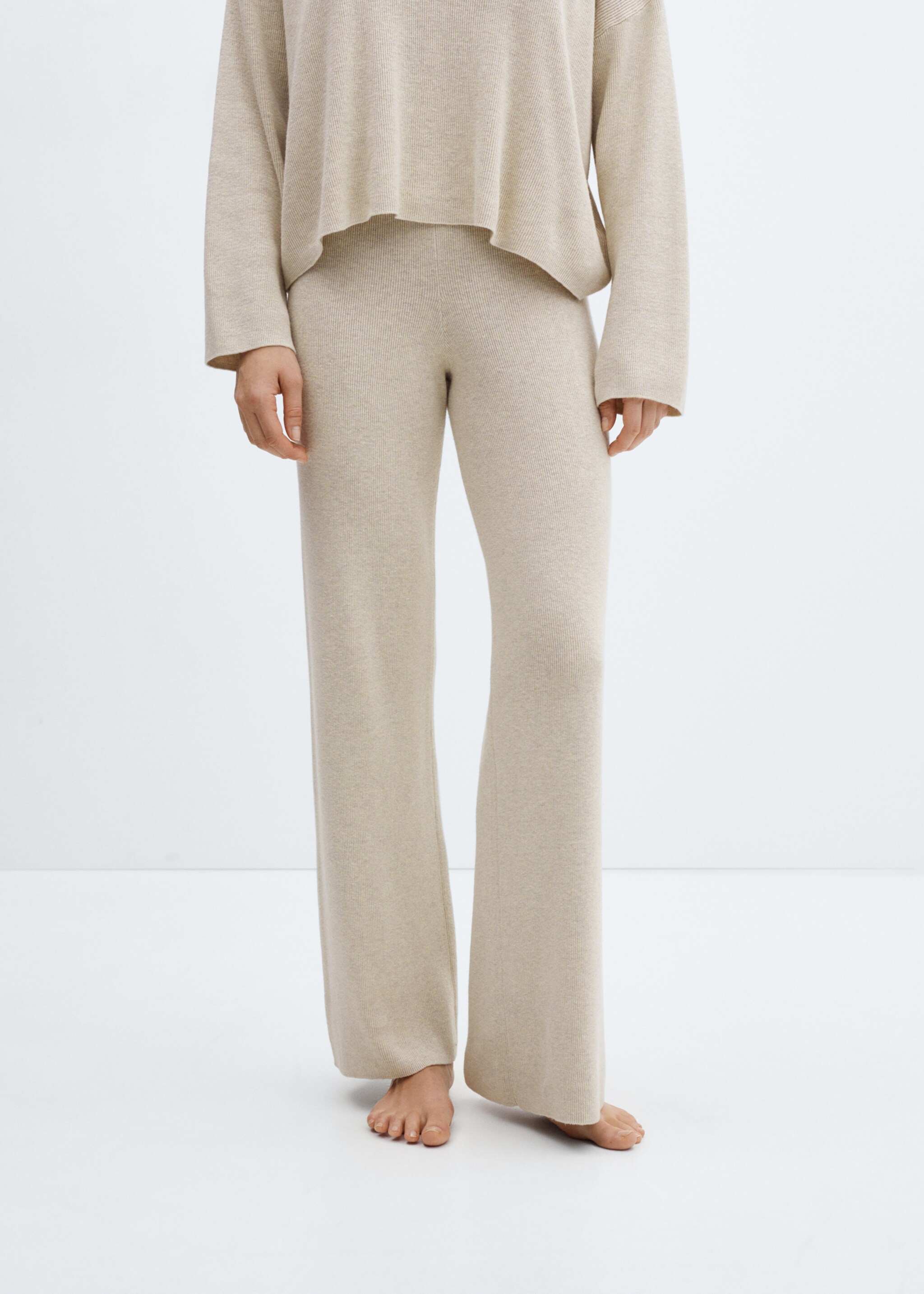 Strickhose aus Baumwolle mit Leinen - Mittlere Ansicht, Beige. Ref: 67075990-00.