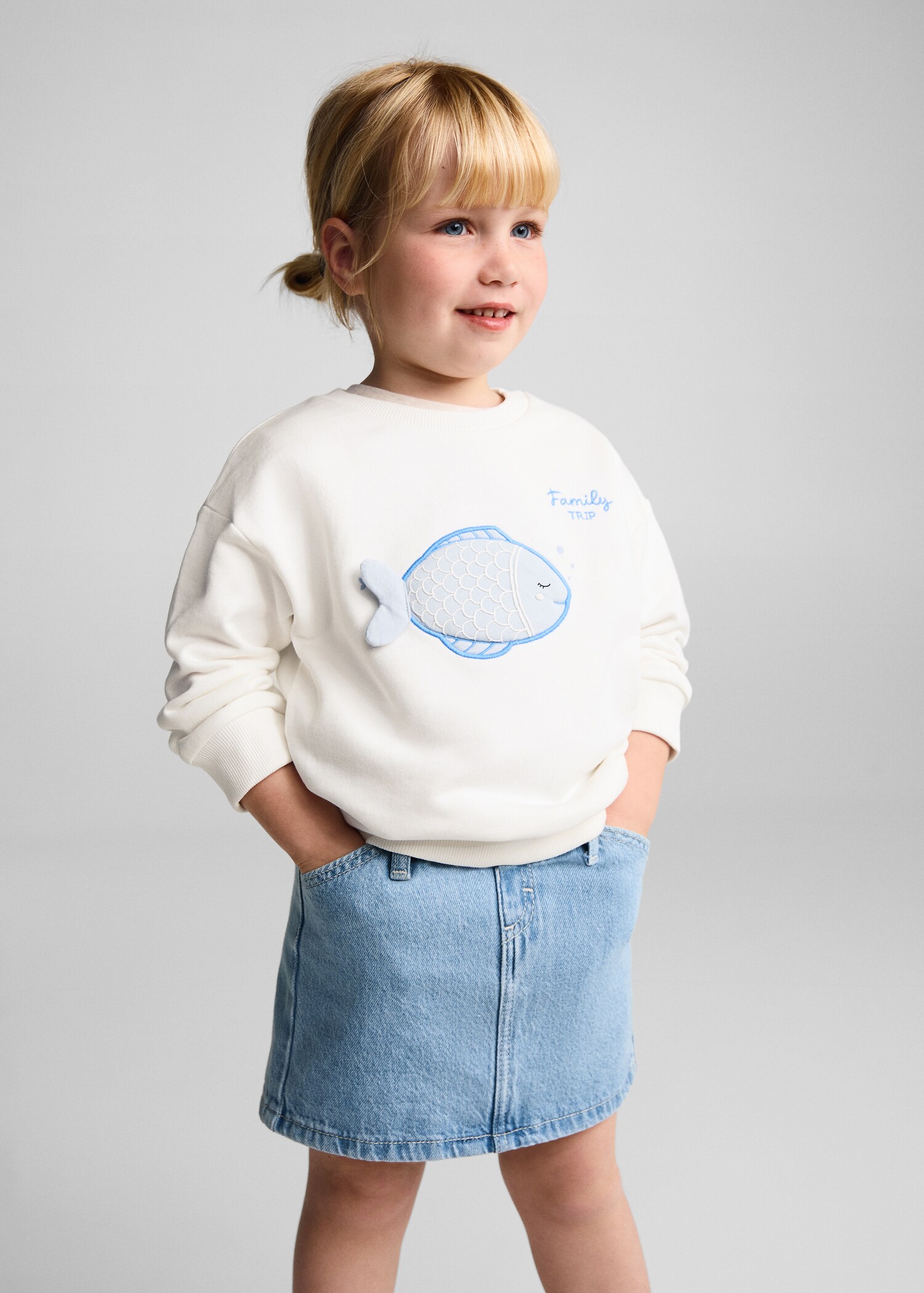 Besticktes Baumwoll-Sweatshirt - Mittlere Ansicht