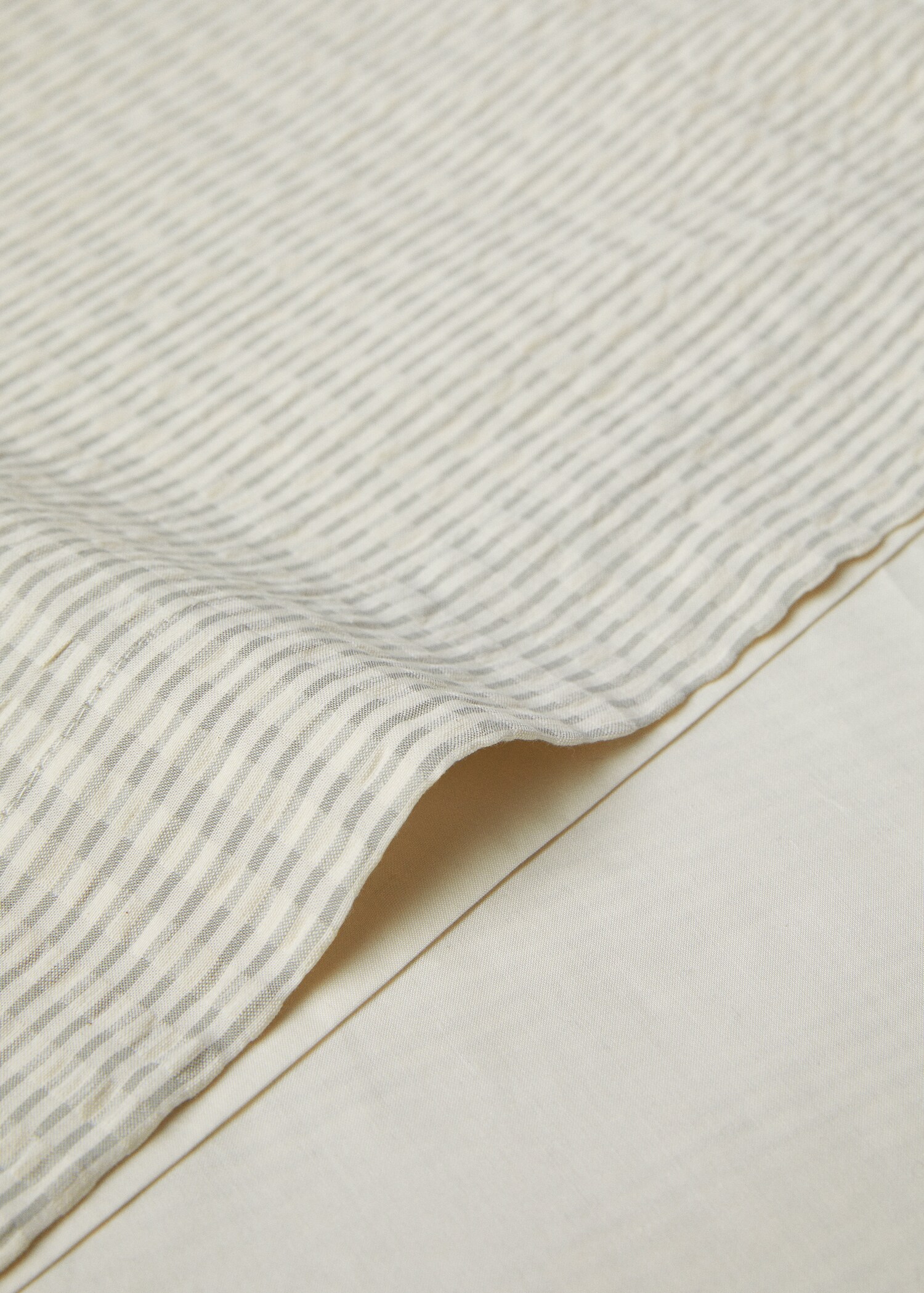 Woven stripe seersucker pillowcase 45x110cm - Details of the article 2