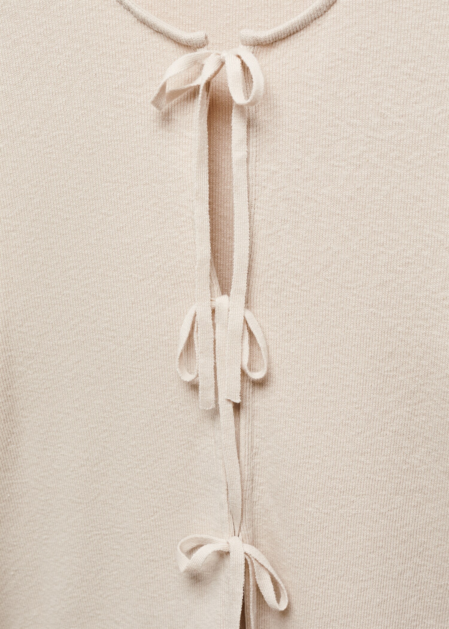 Knitted cardigan with ties - Details of the article 8