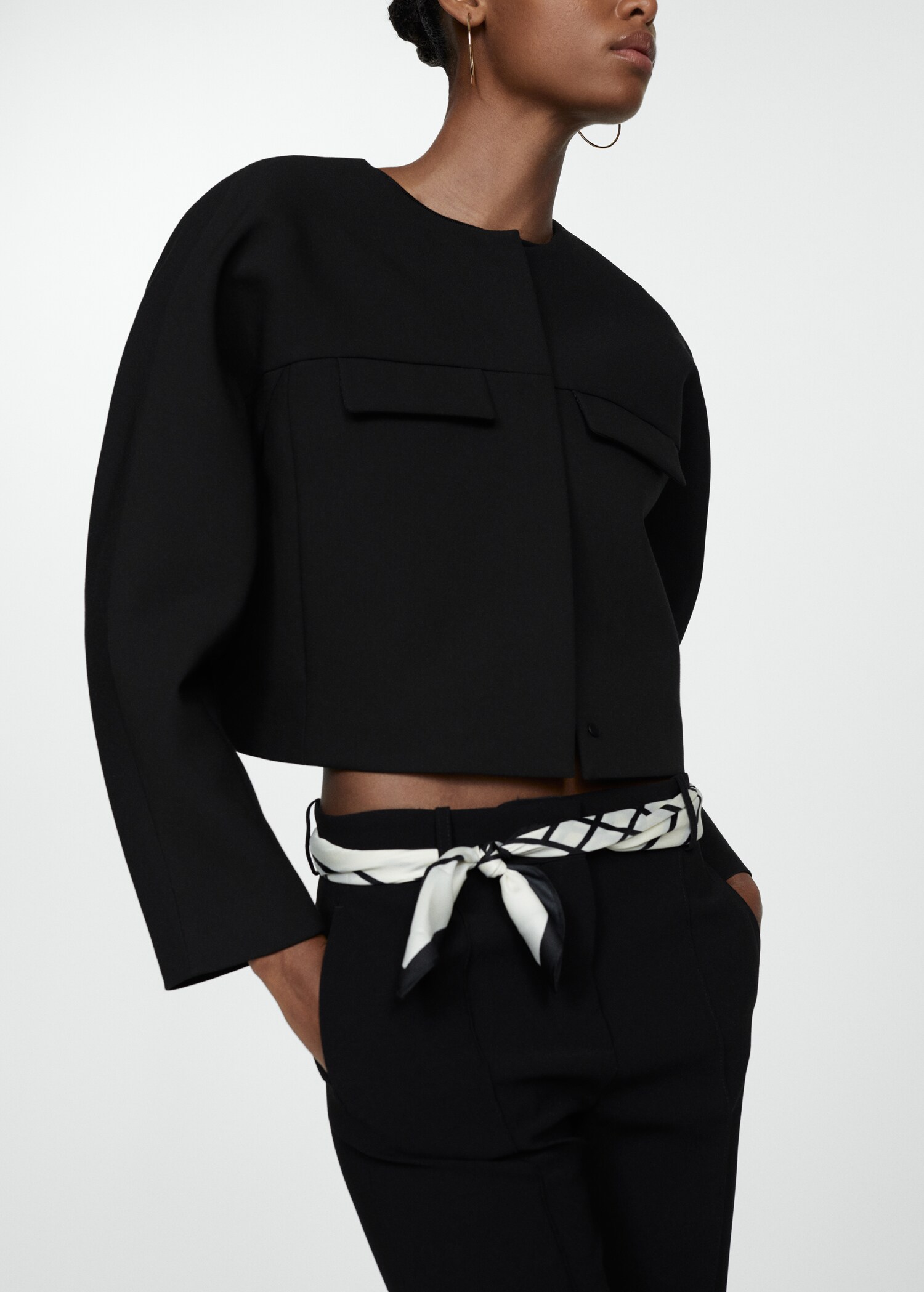 Jacket with lapel detail - Details of the article 6