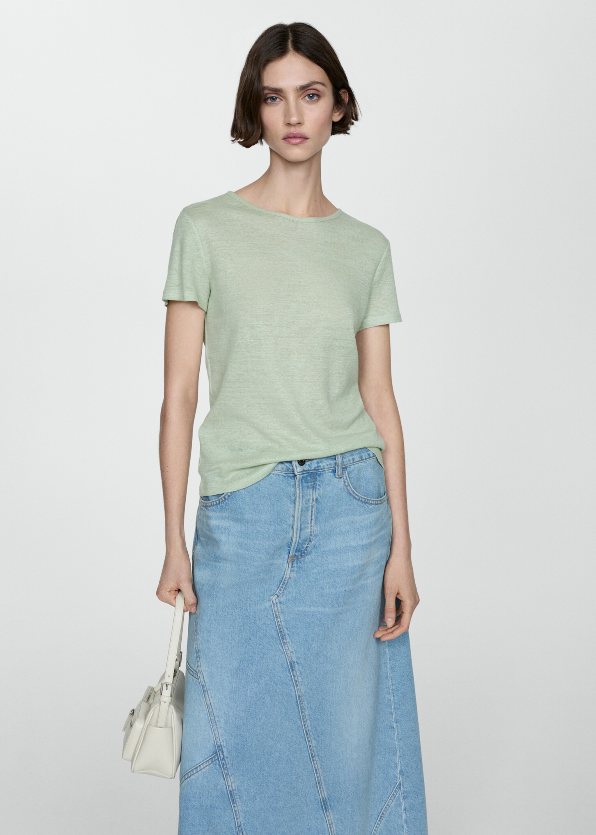 Short-sleeved linen t-shirt - Medium plane
