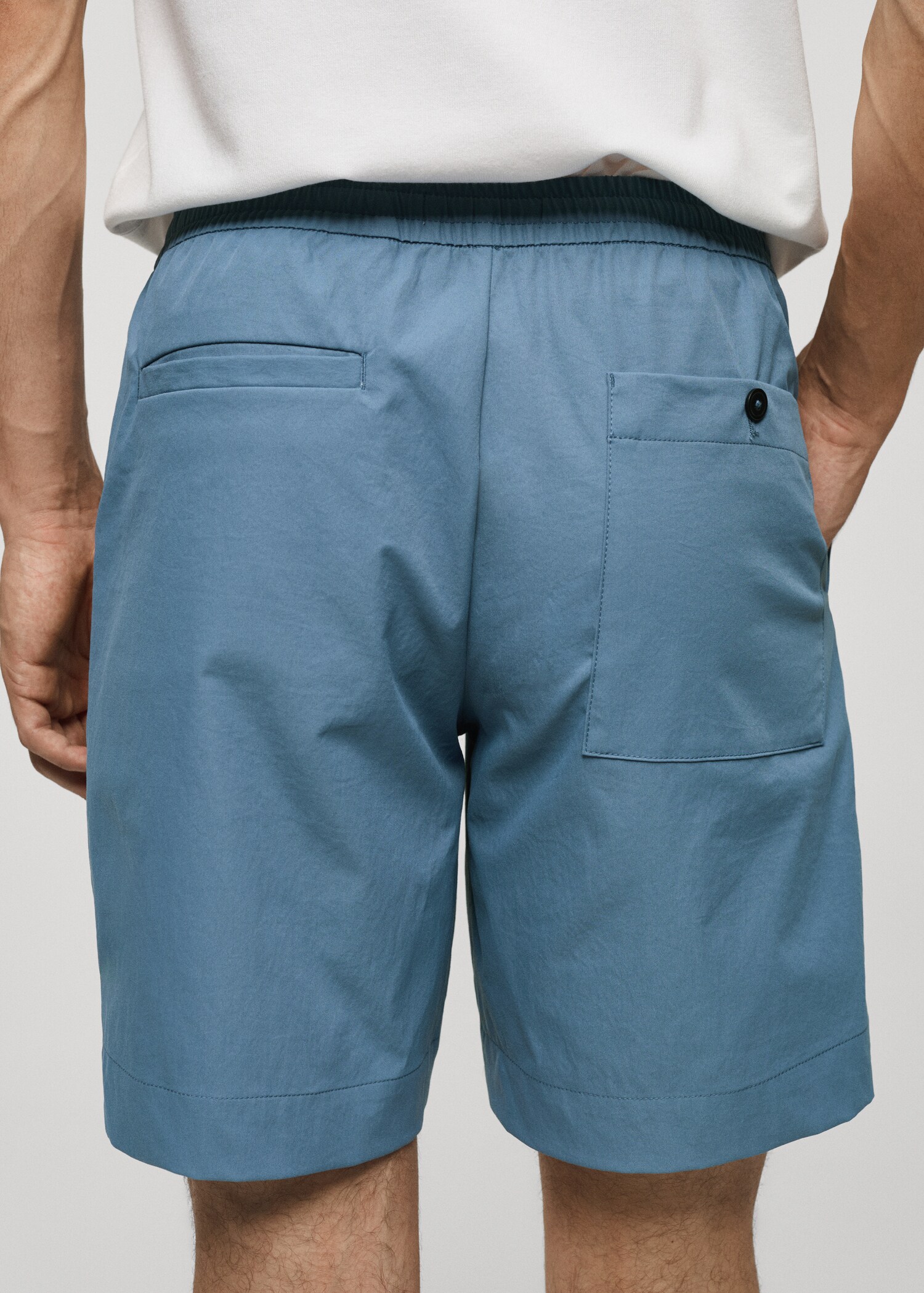 Technical fabric bermuda shorts with drawstring - Details of the article 6