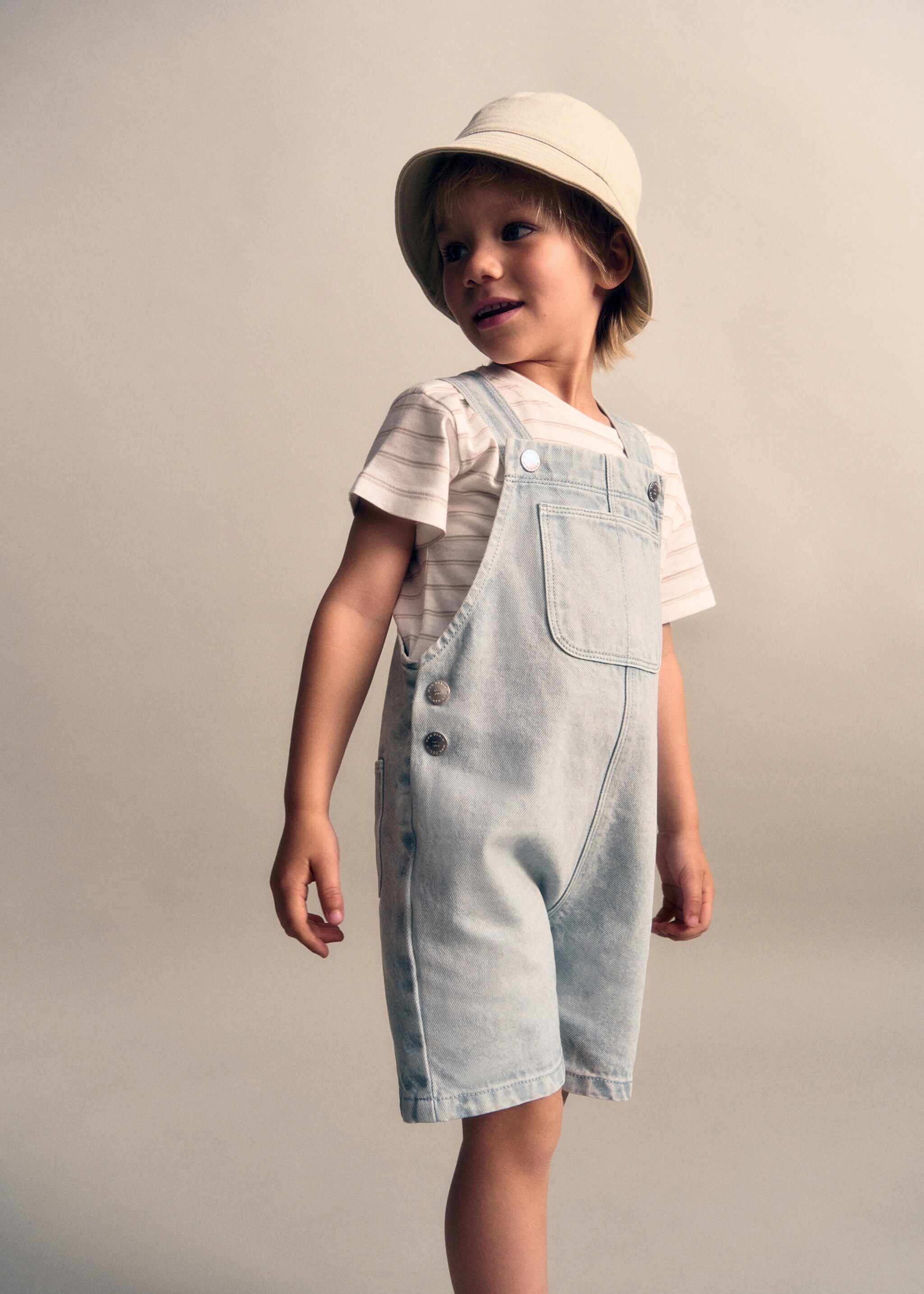 Denim jumpsuit short - Details of the article 5, Pastel Green. Ref: 67076732-00.