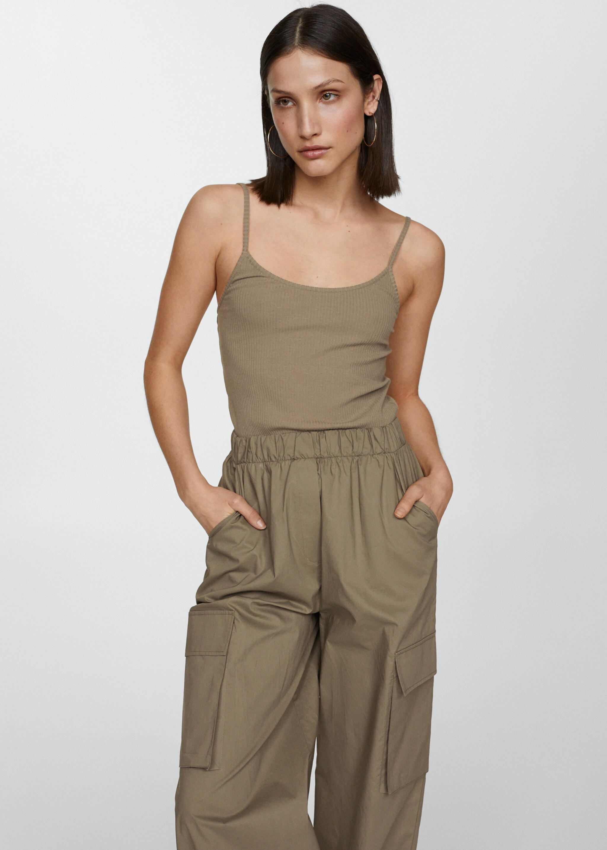 Fallschirm-Jumpsuit mit Trägern - Mittlere Ansicht
