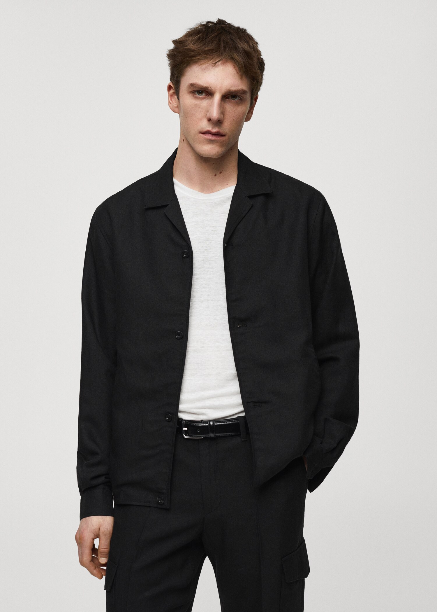 Sobrecamisa slim fit mezcla lino - Plano medio