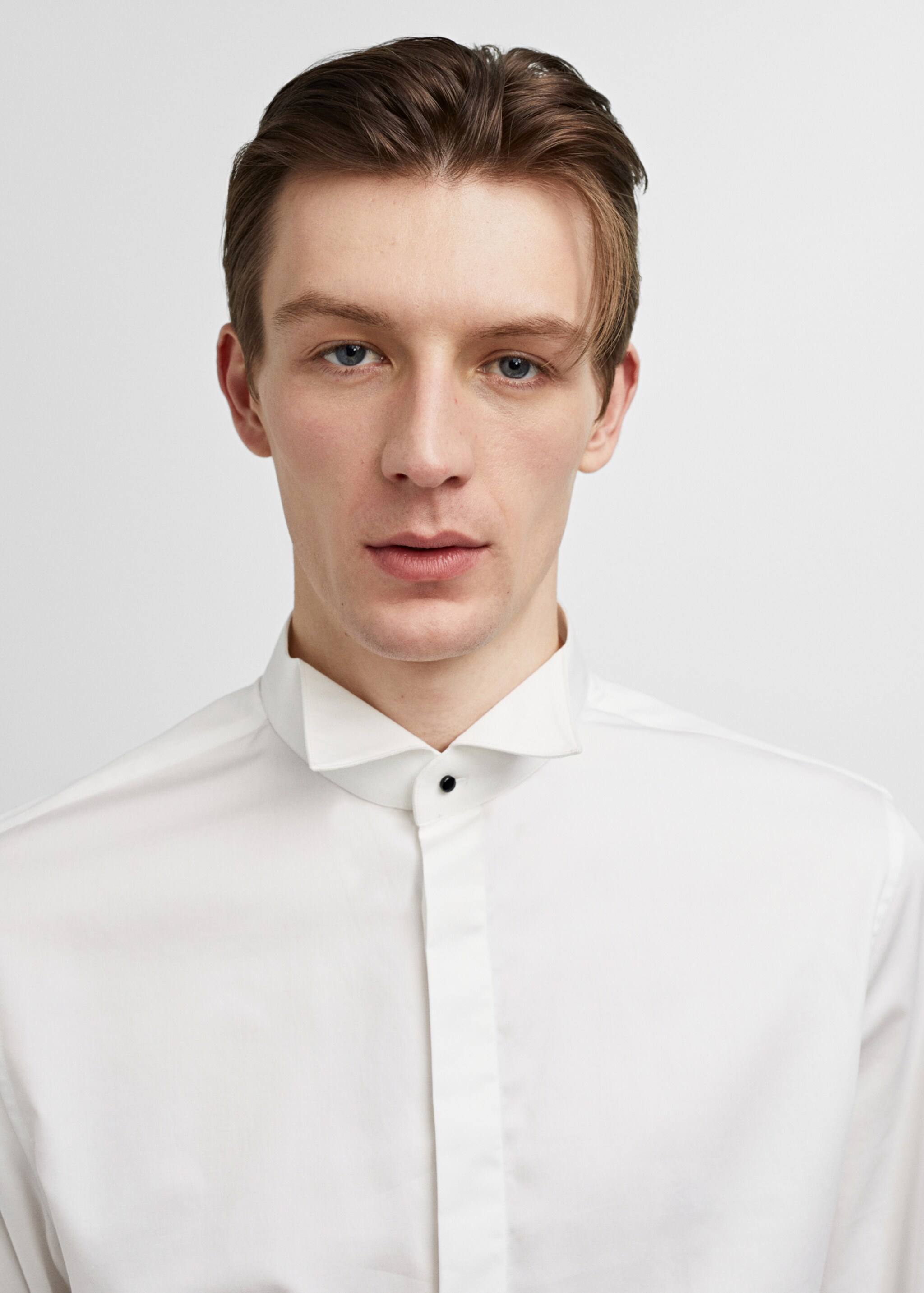 Slim-fit tuxedo shirt - Details of the article 1