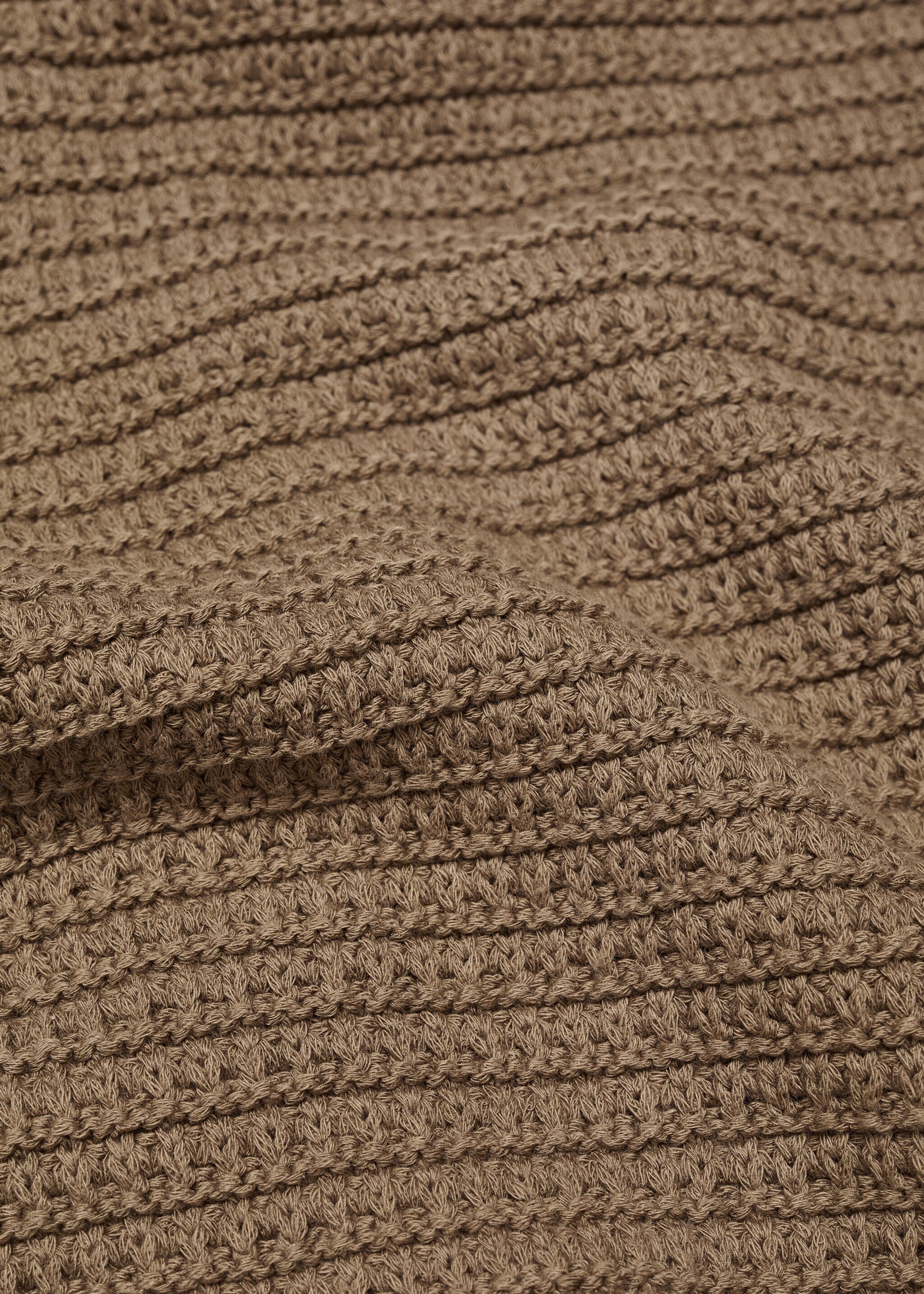 Buttoned knit braided cardigan - Details of the article 0, Medium Green. Ref: 67077912-00.